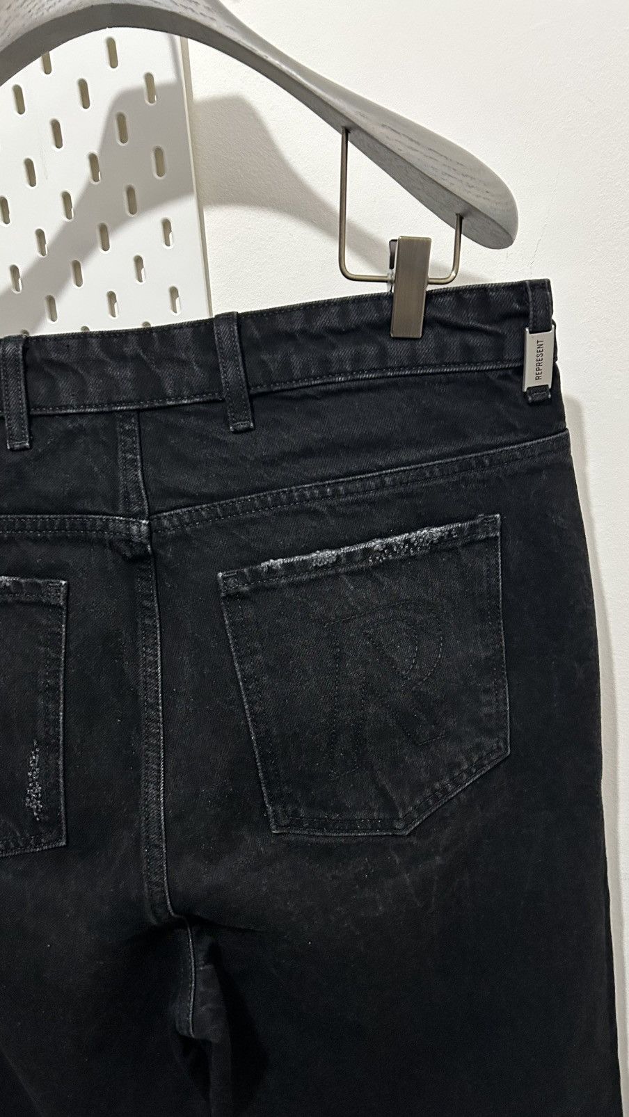 Represent Clo. REPRESENT R2 Stepped Hem Off Black Denim Jeans W34 Size US 34 / EU 50 - 10 Thumbnail