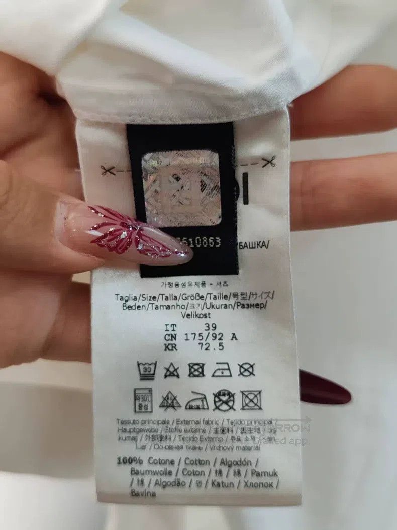 Fendi Fendi size 39 Relief Logo Shirt Size US XXS / EU 40 - 4 Thumbnail