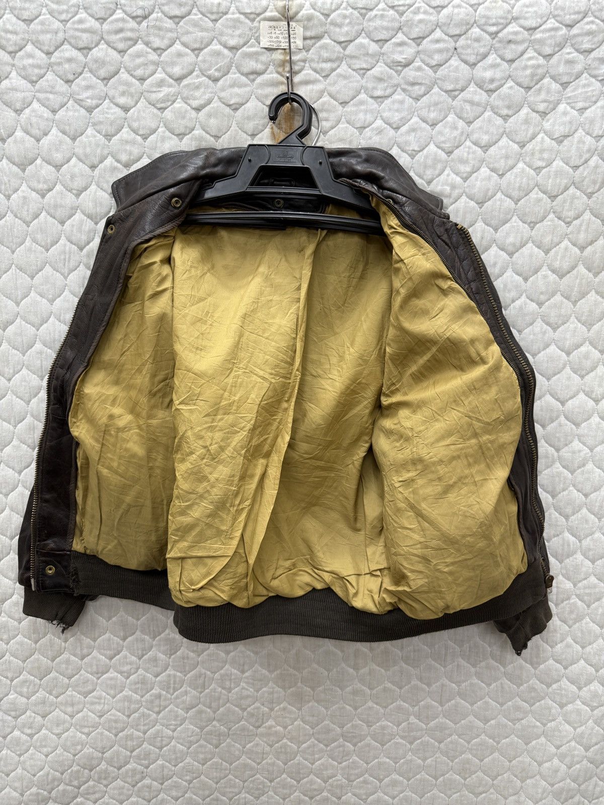 Genuine Leather 🔥🔥🔥ARCHIVE VTG A2 LEATHER FLIGHT JACKET Size US M / EU 48-50 / 2 - 7 Thumbnail