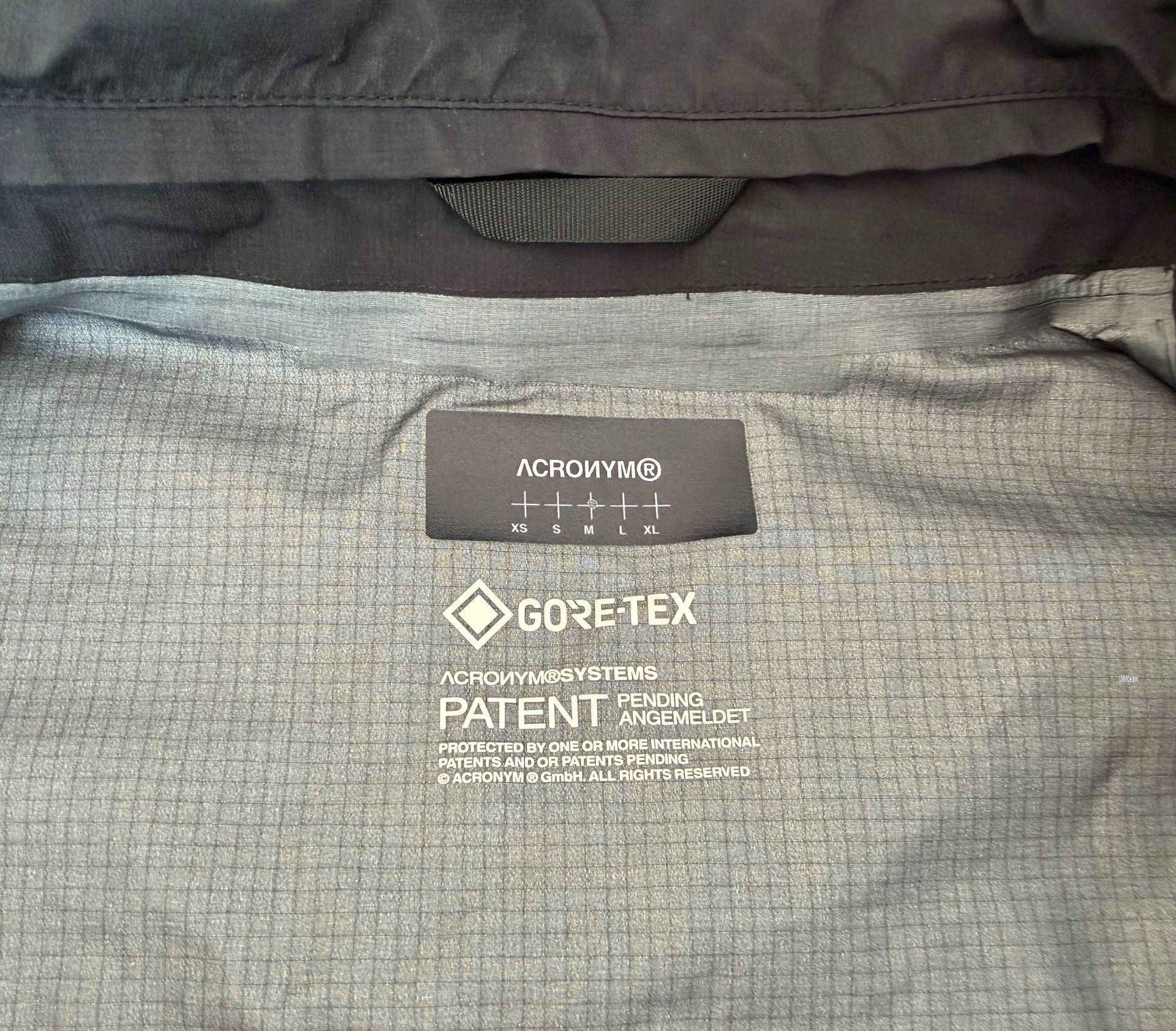 Acronym Acronym J68-GT 3L Gore-Tex Pro Rider Jacket Size US M / EU 48-50 / 2 - 4 Thumbnail