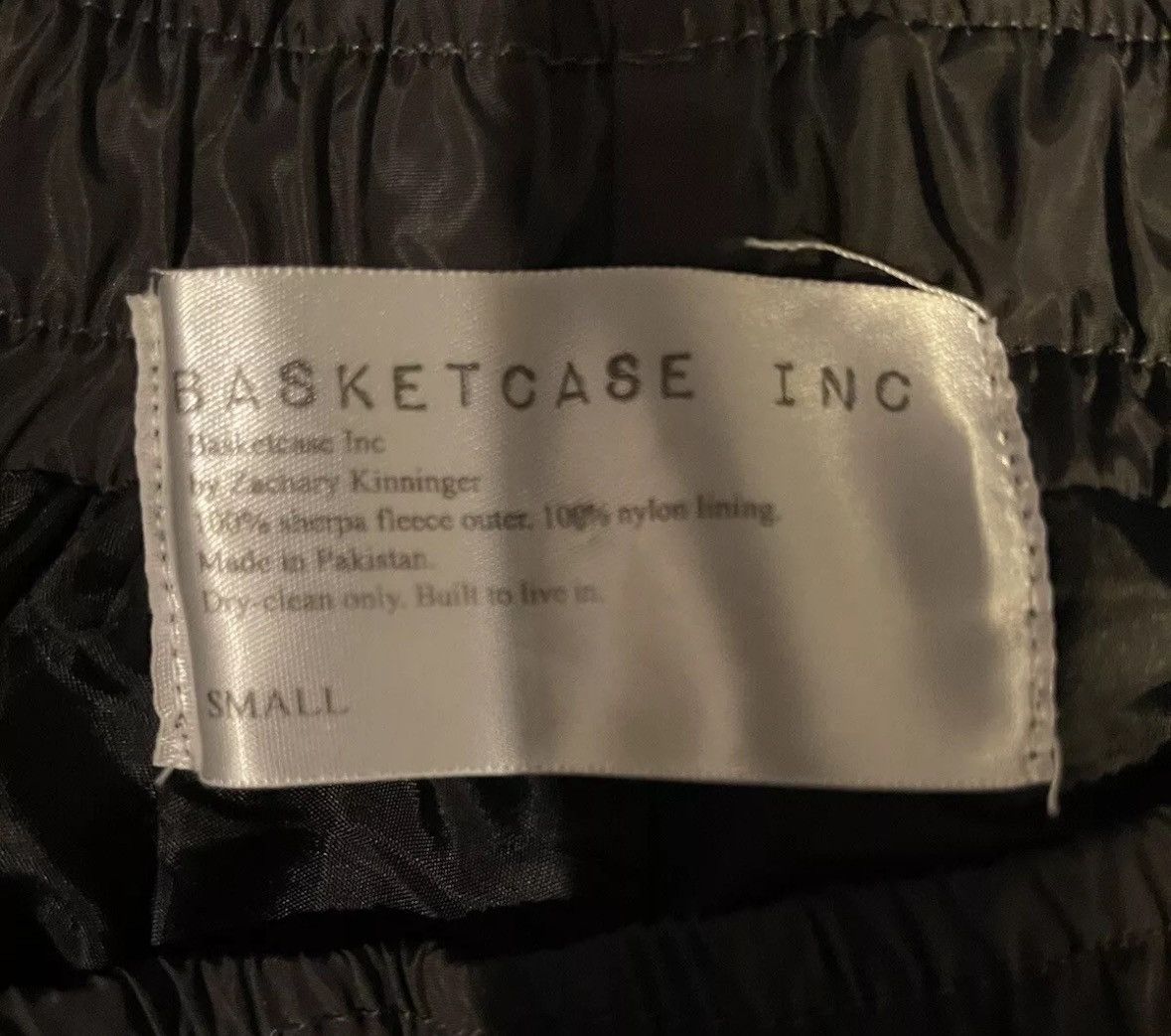 basketcase gallery Basketcase gallery multi pocket Sherpa army shorts small Size US 28 / EU 44 - 3 Thumbnail