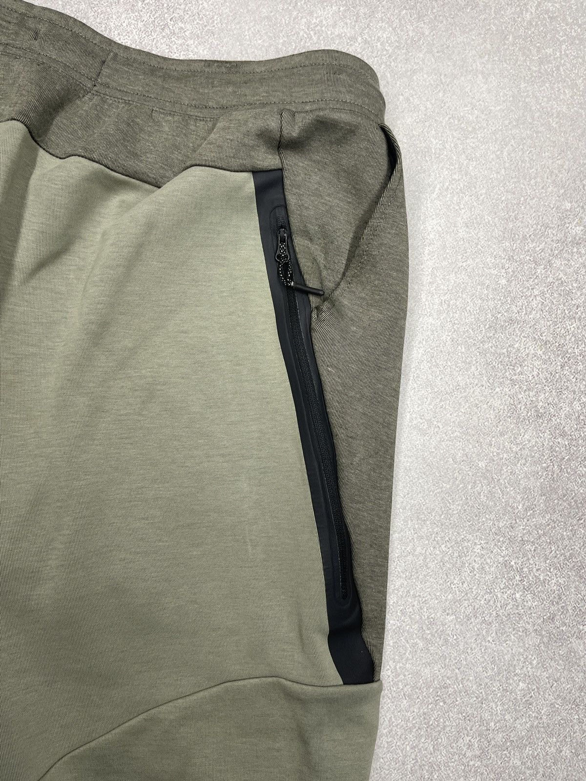 Nike Mens Nike Tech Fleece Jogger Sweatpants Dark Stucco Size L Size US 34 / EU 50 - 6 Thumbnail