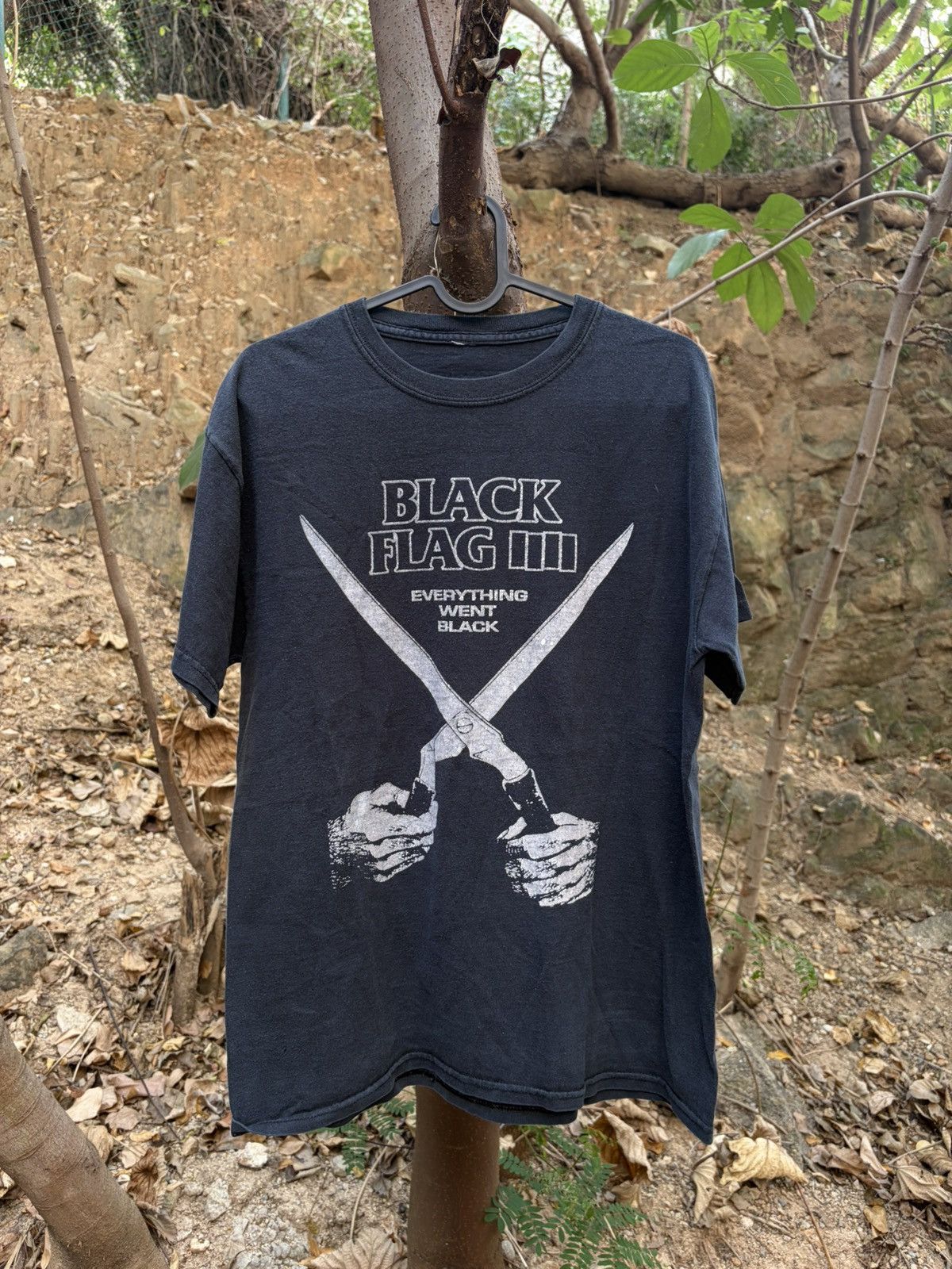 Band Tees Black flag vintage tee Size US L / EU 52-54 / 3 - 1 Thumbnail