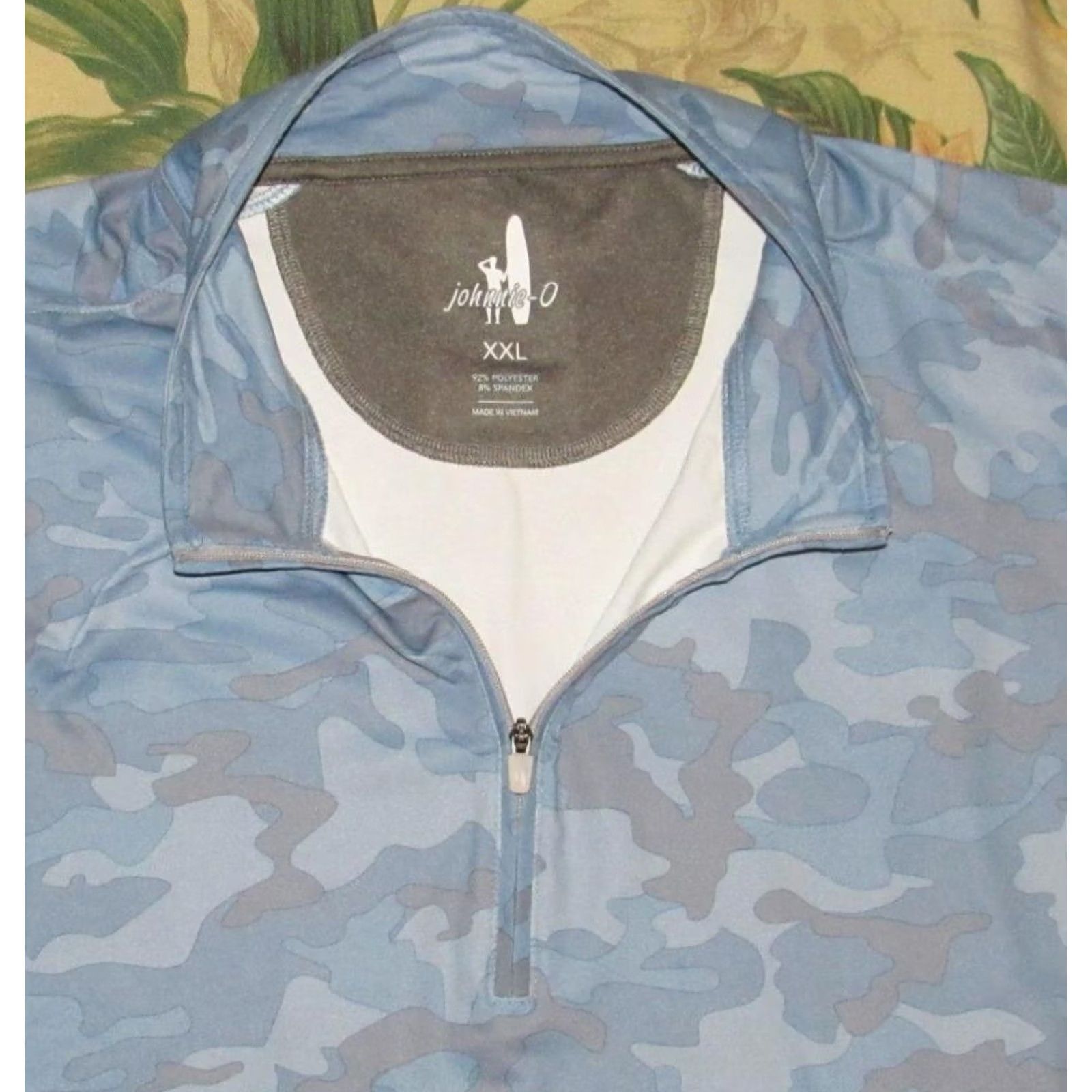 johnnie-O JOHNNIE O Blue Camo Quarter Zip Performance Sweater XXL Men Pullover XXL Blue 92% Polyester 8% Spandex 90s Event Decade Mens Size US XXL / EU 58 / 5 - 2 Thumbnail