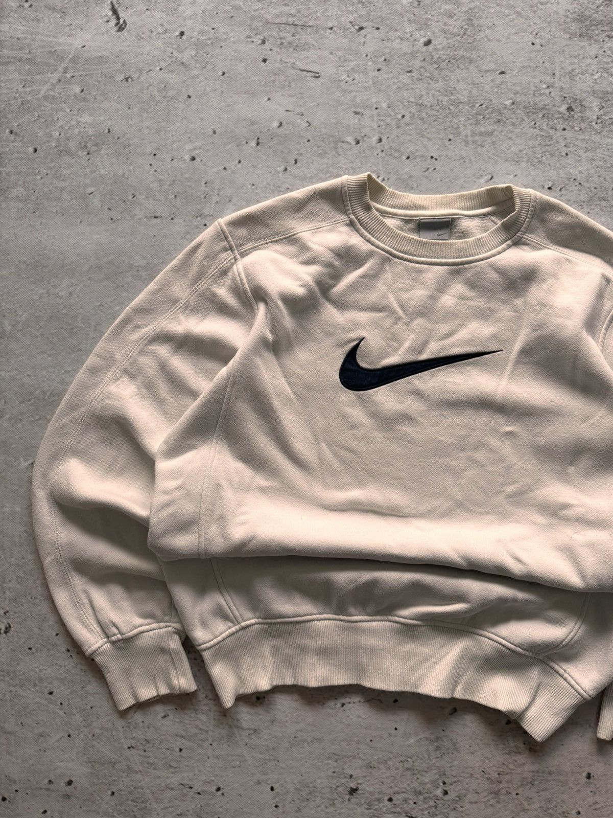 Nike × Vintage NIKE VINTAGE CENTER LOGO OVERSIZE BOXY SWEATSHIRT Size US M / EU 48-50 / 2 - 2 Thumbnail