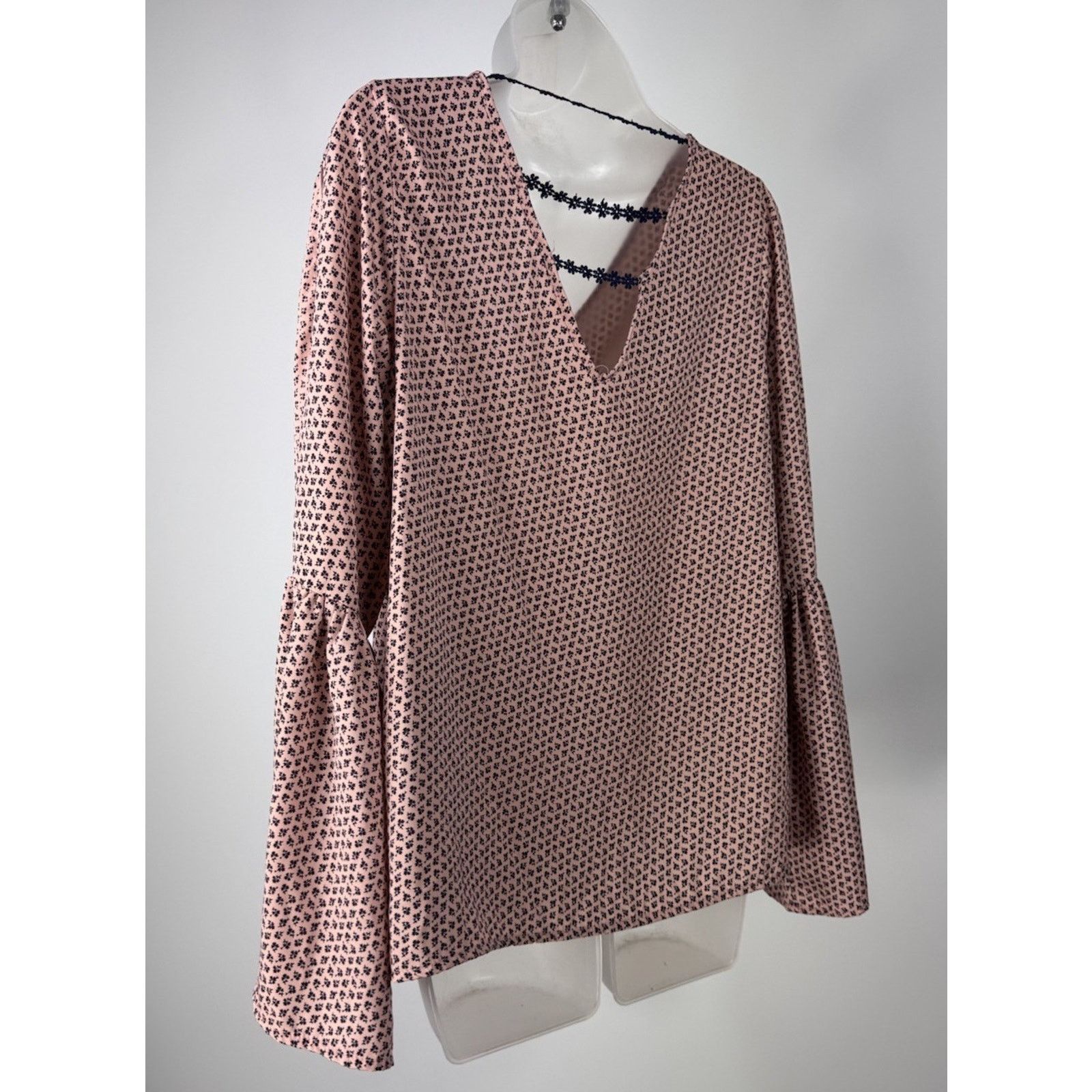 Sage Sage Women's Blush Pink & Black Bell Sleeve Blouse Size L Size L / US 10 / IT 46 - 5 Thumbnail
