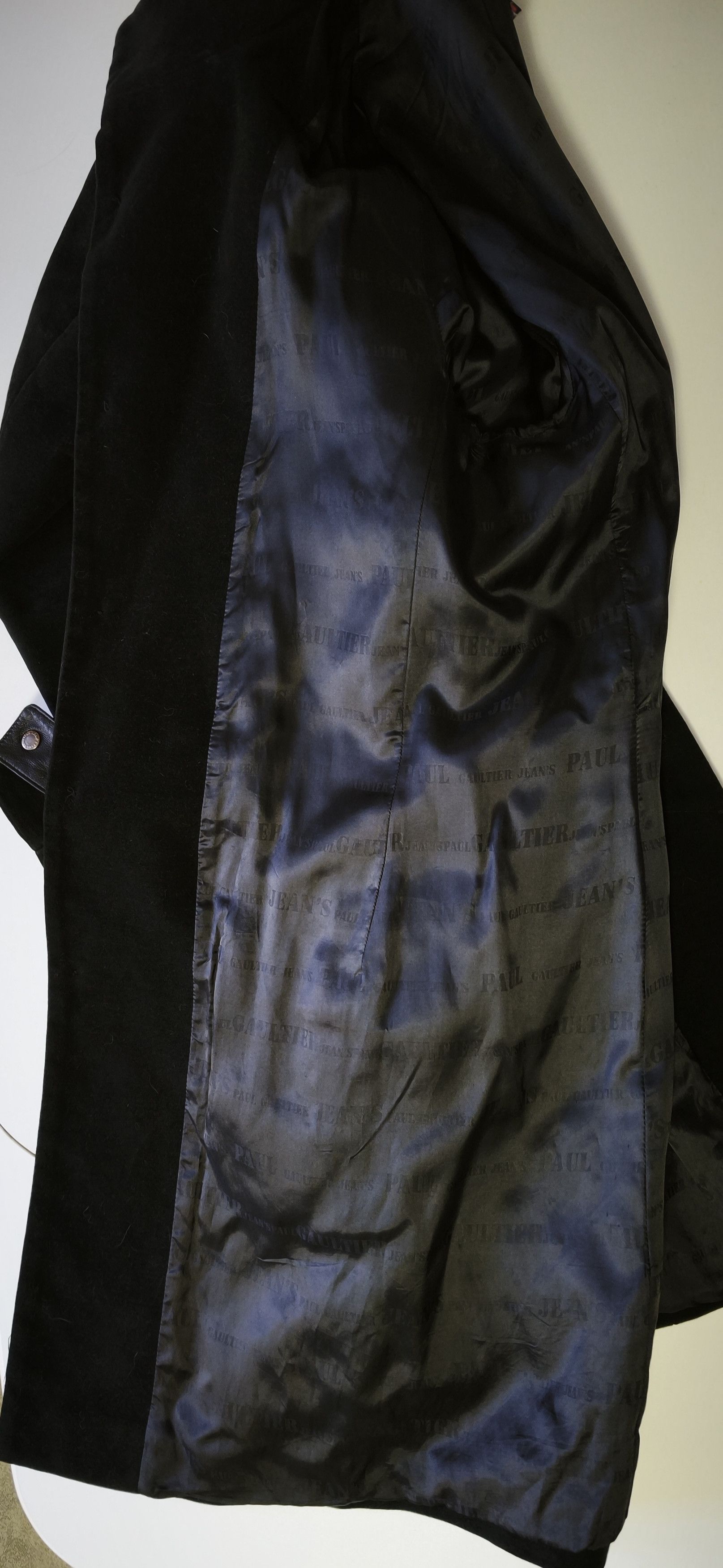Jean Paul Gaultier Black velvet coat with black leather straps Size US L / EU 52-54 / 3 - 10 Thumbnail