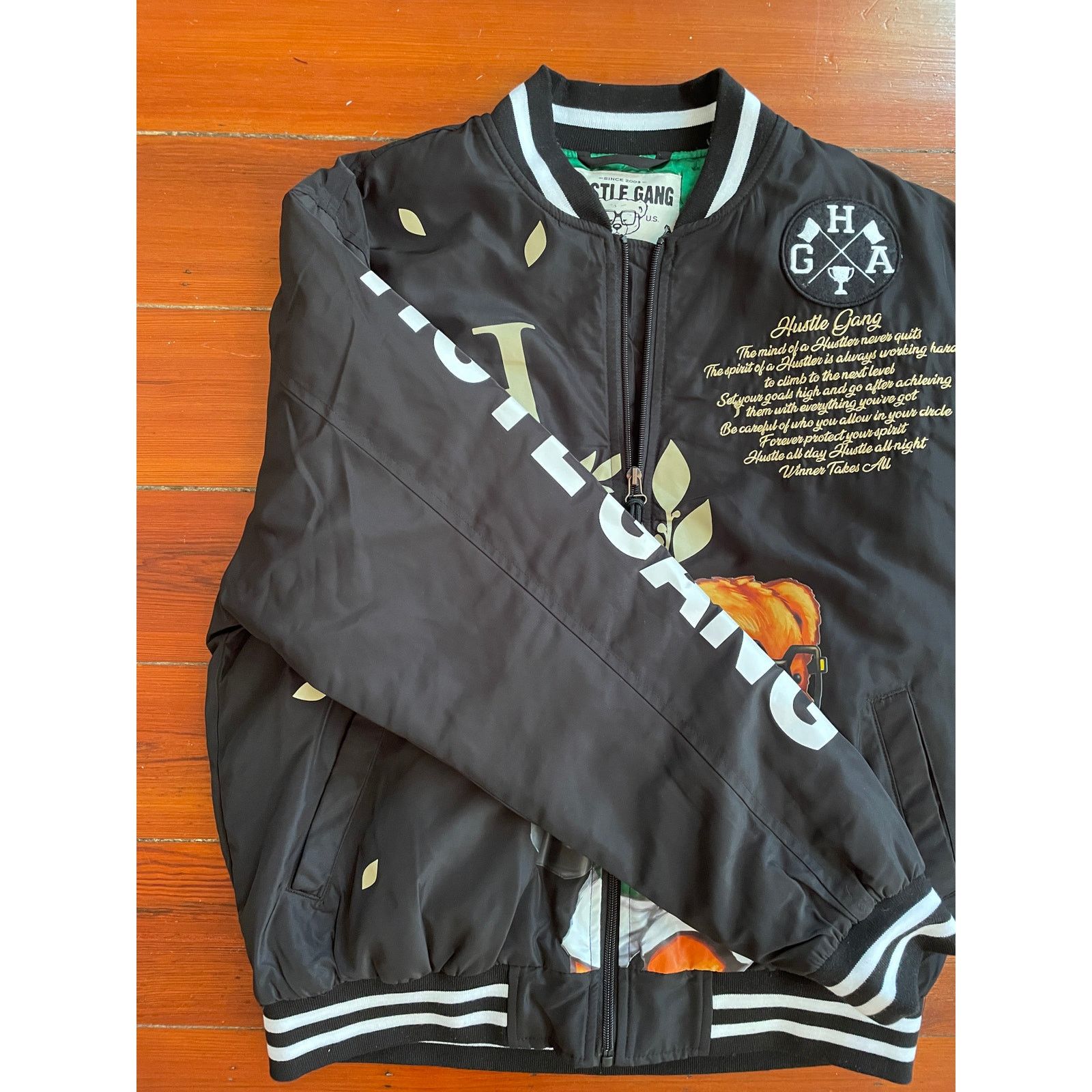 Hustle Gang Hustle Gang Varsity Bomber Jacket Bear Graphic Size M Size US M / EU 48-50 / 2 - 10 Thumbnail