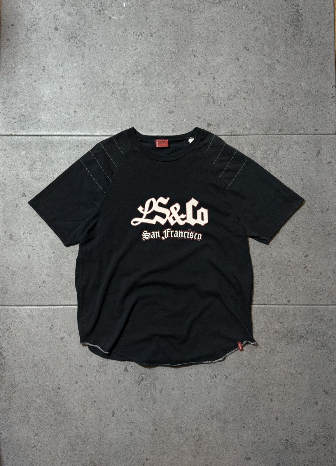 Levi's × Levi's Vintage Clothing × Vintage Vintage 90's LEVI'S Red Tab San Francisco logo Black T Shirt Size US M / EU 48-50 / 2 - 1 Thumbnail