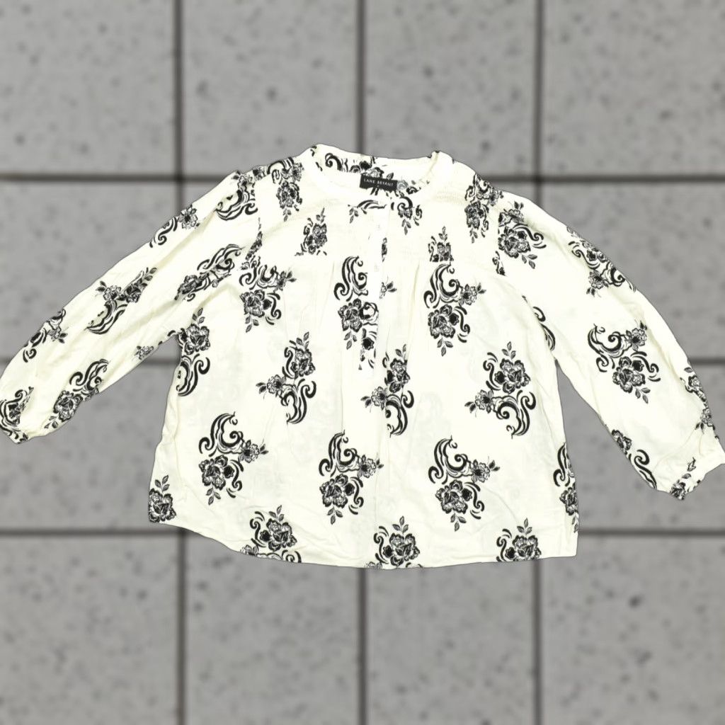 Vintage Lane Bryant Blouse Women 20 Plus White Black Floral Rayon Henley Smocked Casual Shirt Mor e Size 3XL / US 20-22 - 1 Thumbnail