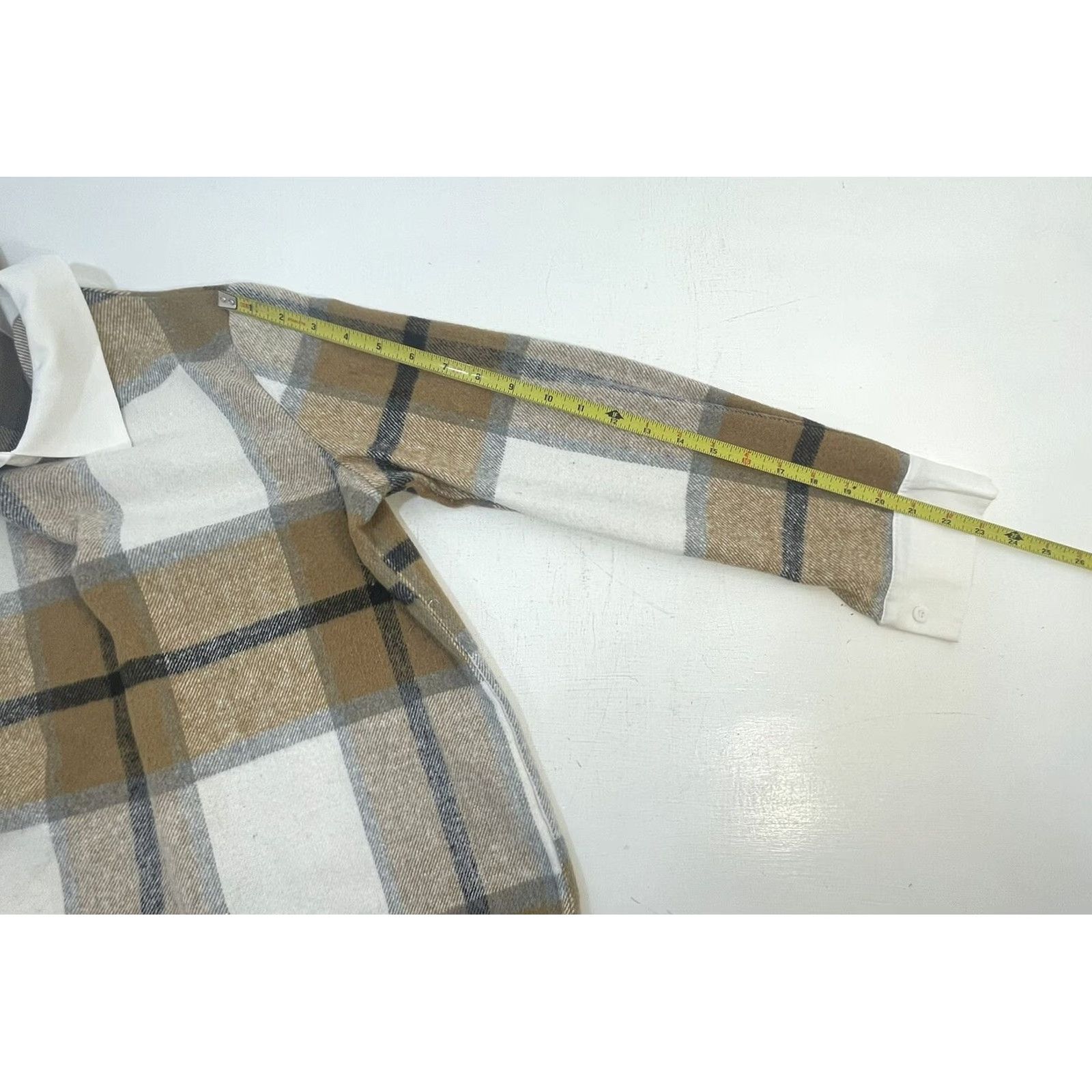 Shein SHEIN Blouse Shirt Women S Casual Plaid Tan Brown Keyhole Back Collar Button Long Sleeve Size S / US 4 / IT 40 - 4 Thumbnail