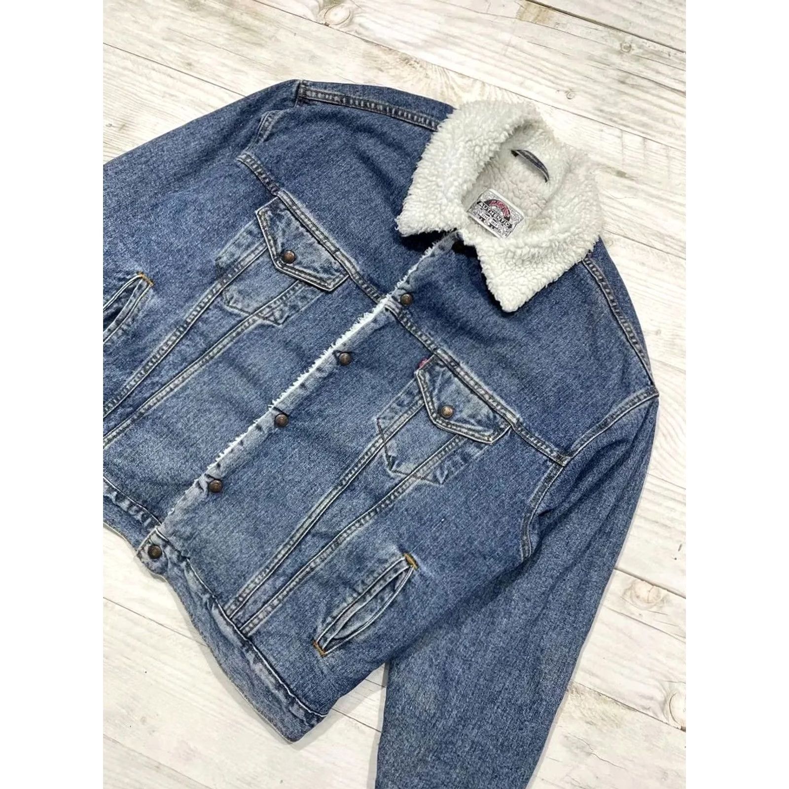 Levi's VINTAGE Levi's Jacket Adult XL Blue Denim Sherpa Lined Made In USA 1992 Y2K Men Size US XL / EU 56 / 4 - 4 Thumbnail