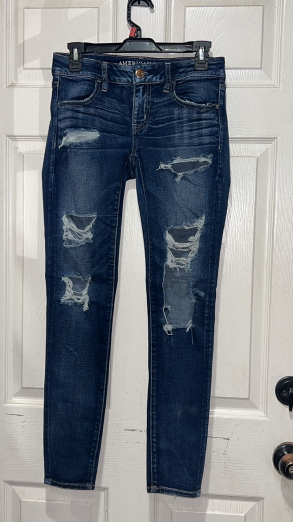 American Eagle Outfitters Women's American Eagle Outfitters Blue Distressed Skinny Jea Size 28" / US 6 / IT 42 - 2 Thumbnail