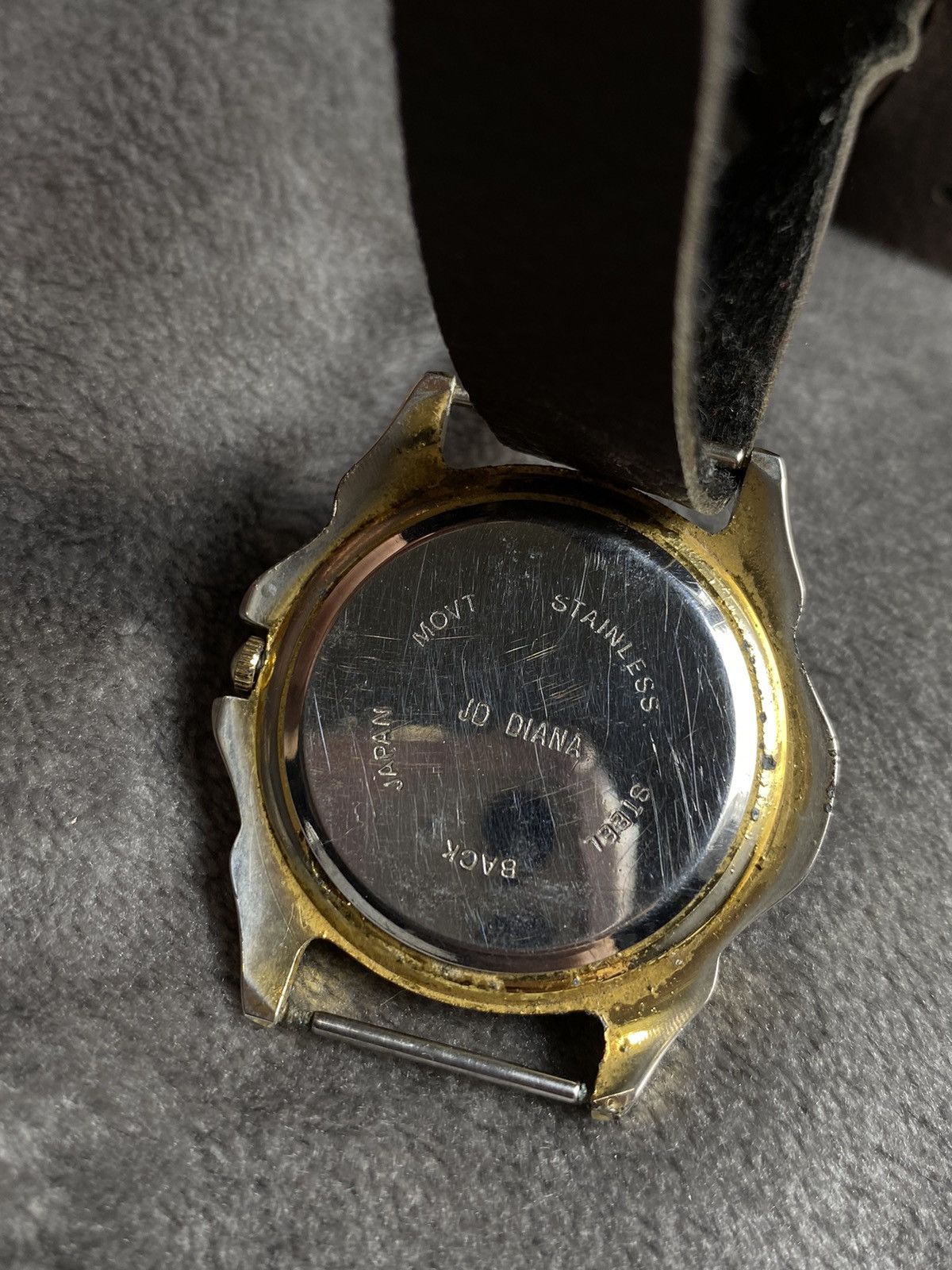 Jewelry Futuristic Vintage Japan Diana Leather Watch - Work 100% Size ONE SIZE - 5 Thumbnail