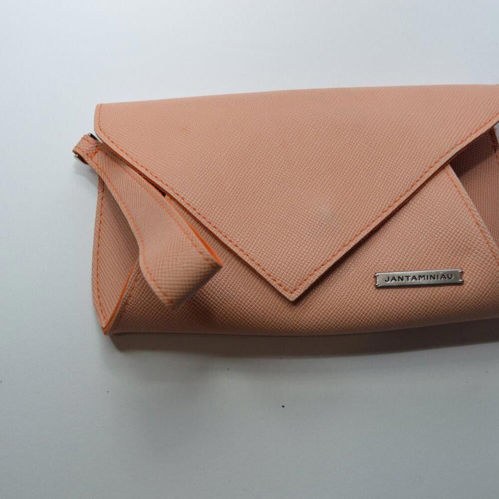 Designer Antaminiau Orange Envelope Clutch Wristlet Size ONE SIZE - 4 Thumbnail