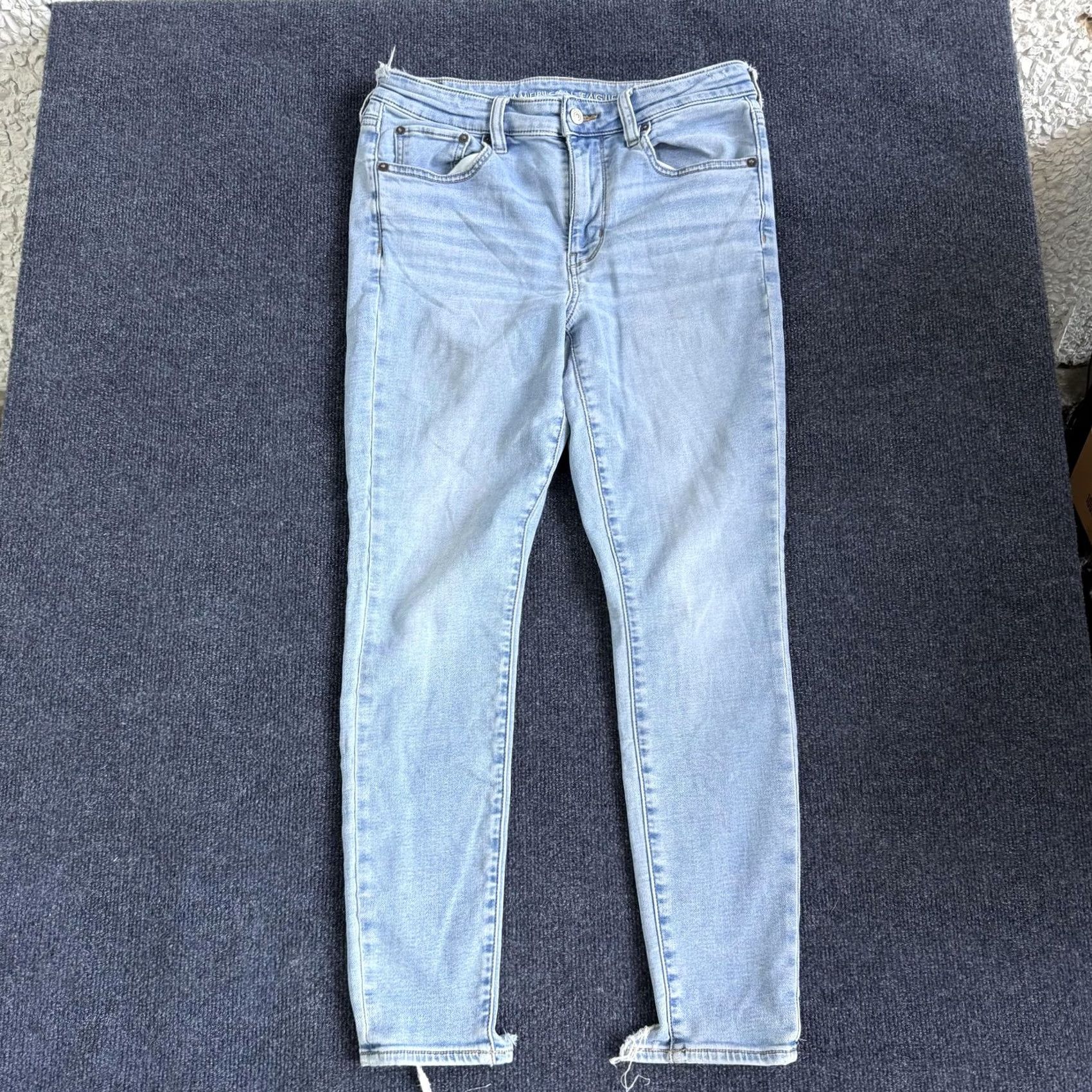 American Eagle Outfitters VINTAGE American Eagle Outfitters Skinny Jeans Womens 12 Light Blue Distressed Denim Size 34" / US 12 / IT 48 - 3 Thumbnail