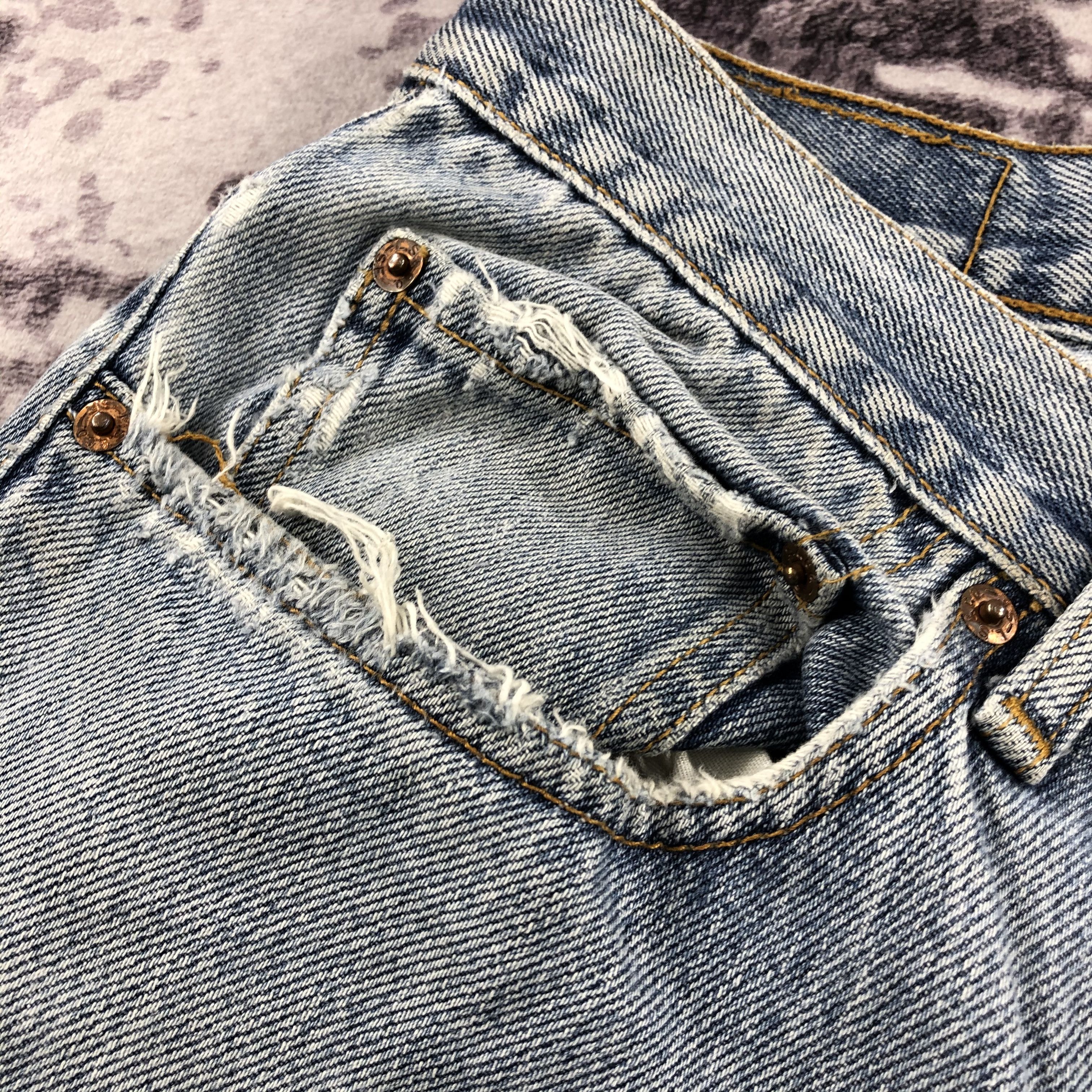 Levi's × Vintage Vintage Light Wash Levis 550 Jeans-JM2284 Size US 34 / EU 50 - 11 Thumbnail