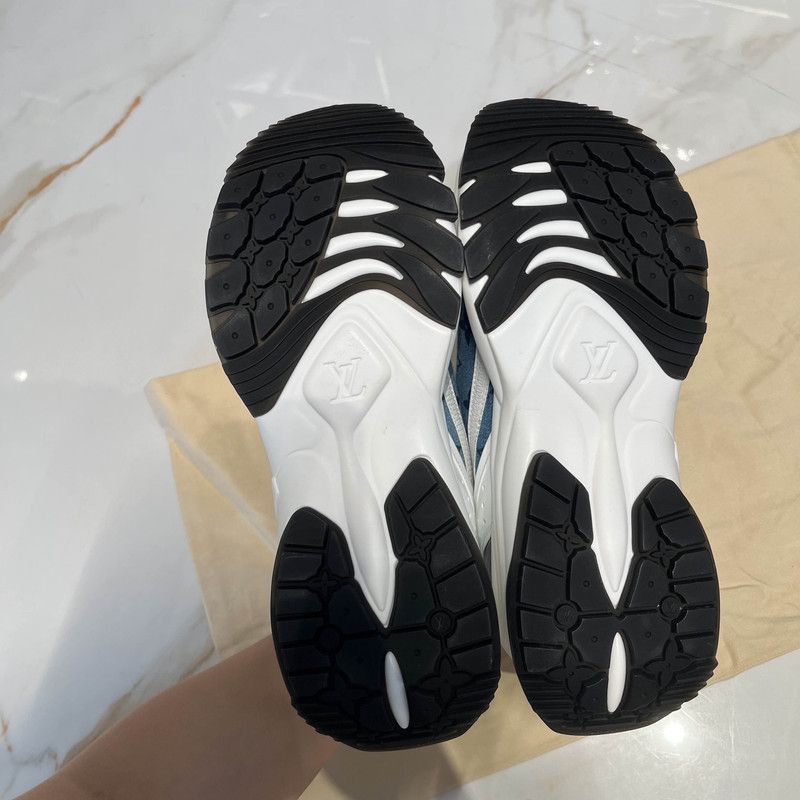 Louis Vuitton Louis Vuitton Run 55 Denim Low-Top Sneakers - Size US 8 / IT 38 - 4 Thumbnail