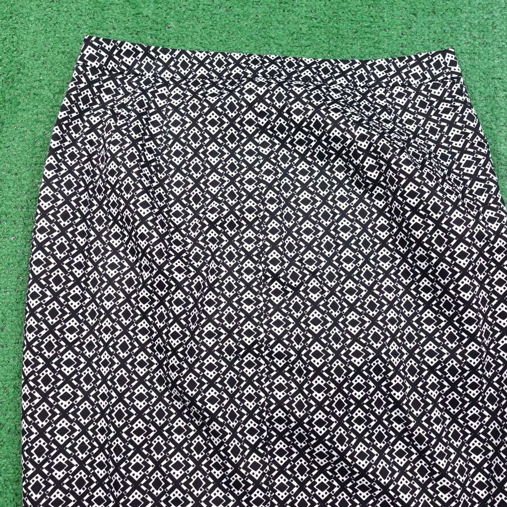 Vintage THE LIMITED Skirt Women Size 8 Black Geometric Pattern Womens Size 30" / US 8 / IT 44 - 6 Thumbnail