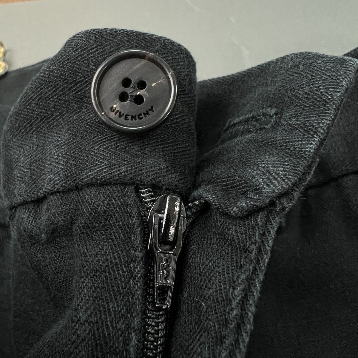 Givenchy GIVENCHY Pinstripe Pants Size US 30 / EU 46 - 13 Thumbnail