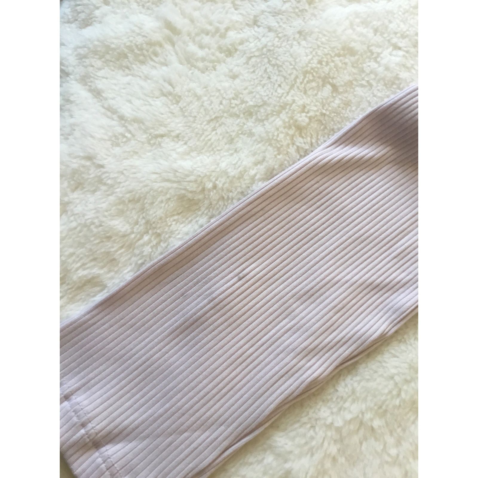 Anthropologie Anthropologie Lilac Twist Cut-Out Top Size M / US 6-8 / IT 42-44 - 14 Thumbnail