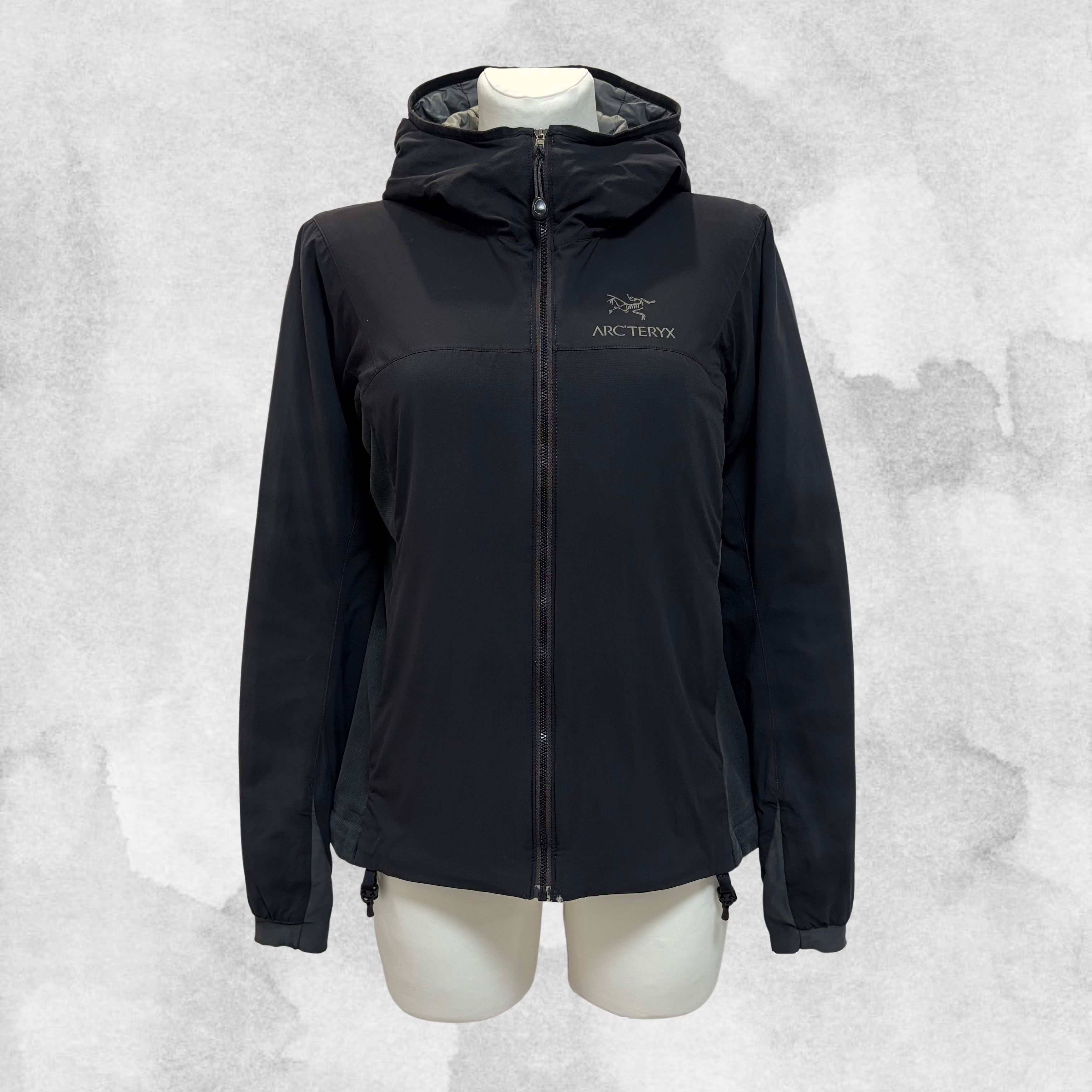 Arc'teryx ARC'TERYX Atom LT Hoody Jacket Lightweight Outdoor Gorpcore Size M / US 6-8 / IT 42-44 - 1 Thumbnail