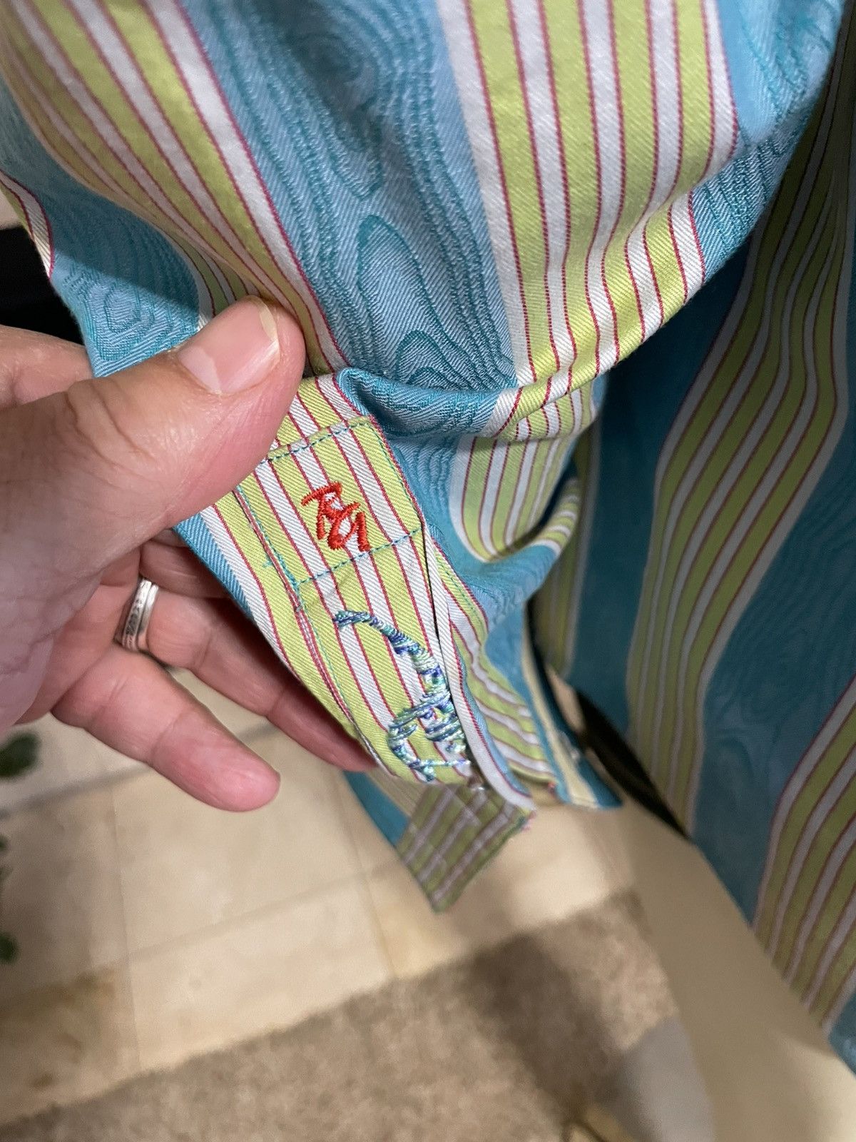 Robert Graham Striped Button front shirt Size US XL / EU 56 / 4 - 8 Thumbnail