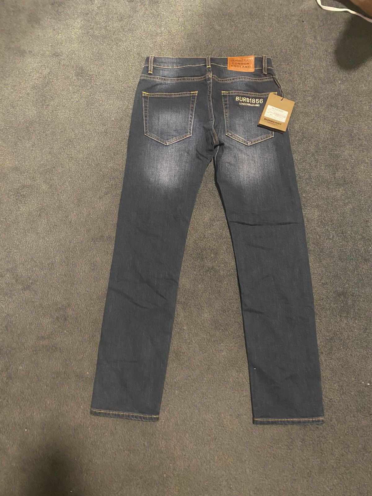 Burberry × Designer BURBERRY SLIM FIT JEANS Size US 30 / EU 46 - 1 Thumbnail