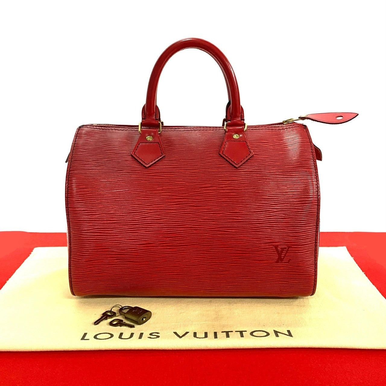 Louis Vuitton Louis Vuitton Handbag Red Leather Size ONE SIZE - 1 Thumbnail