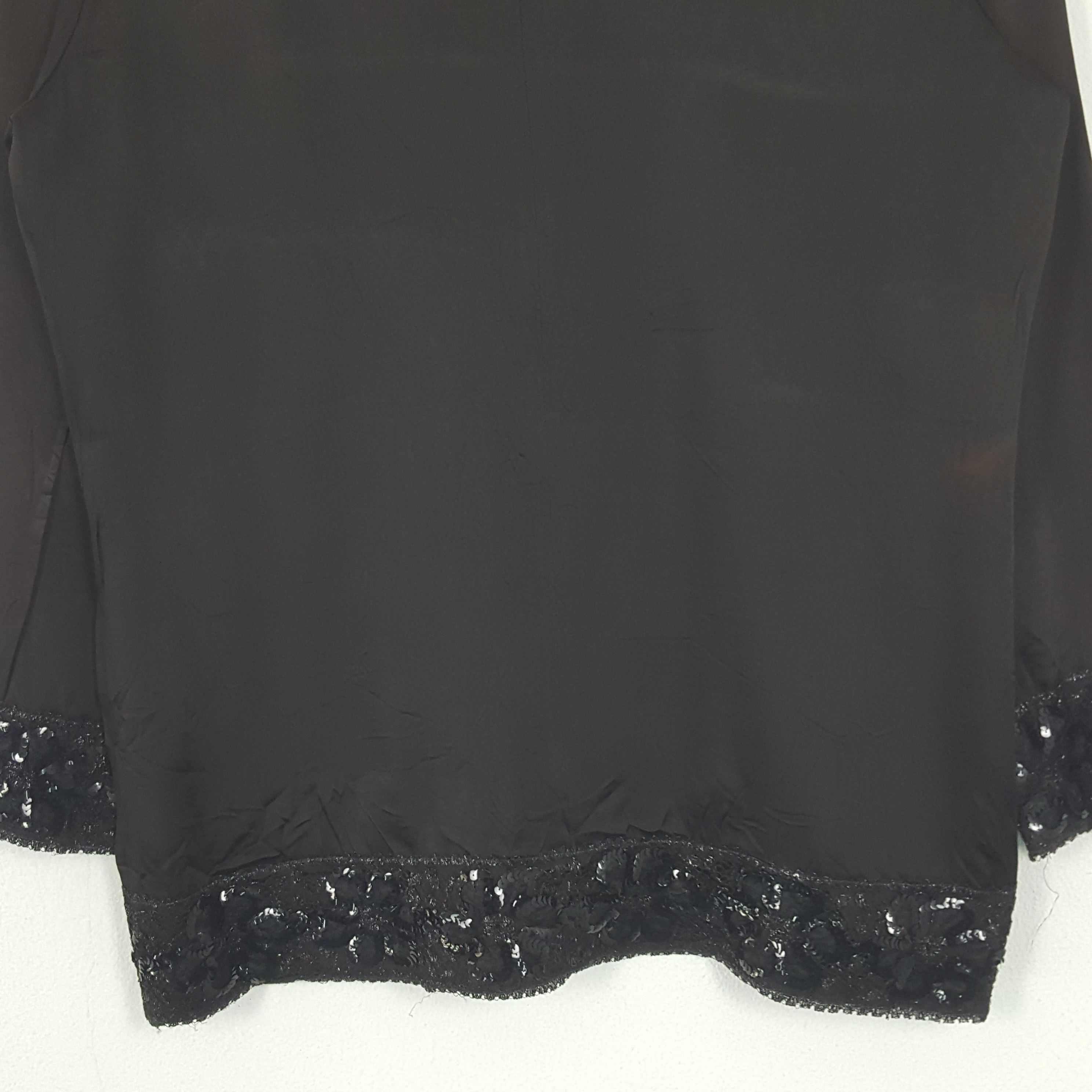Givenchy × Vintage Vintage Givenchy Designer Brand Rare Tshirt Size M / US 6-8 / IT 42-44 - 4 Thumbnail