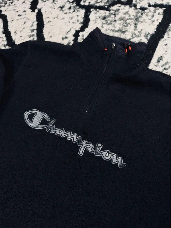 Champion Polar Champion vintage usa logo black L Size US L / EU 52-54 / 3 - 3 Thumbnail