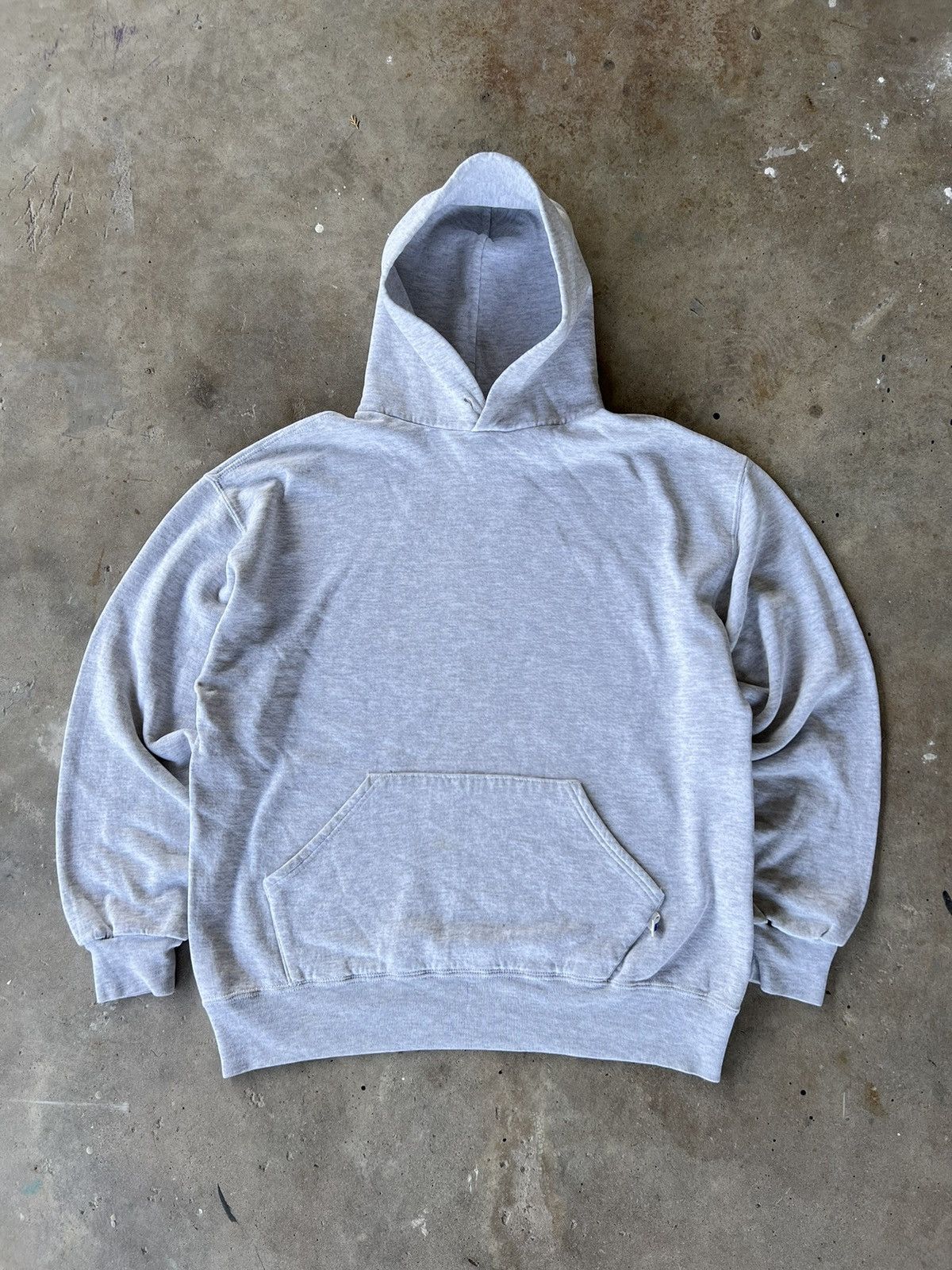 Russell Athletic × Vintage Vintage 90’s Russell Heather Grey Essential Sweater Hoodie Size US L / EU 52-54 / 3 - 1 Thumbnail