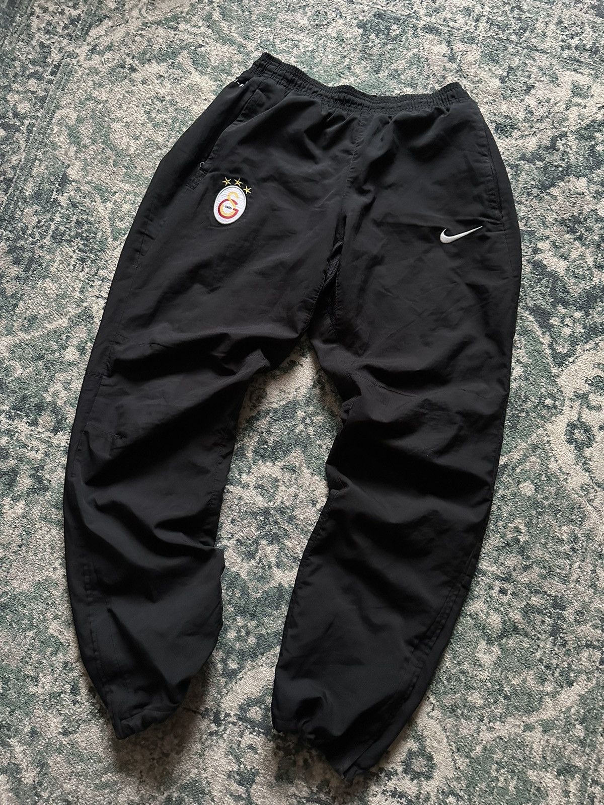 Nike Vintage Nike Galatasarai Skepta Style Nylon Track Pants S Size US 31 - 2 Thumbnail