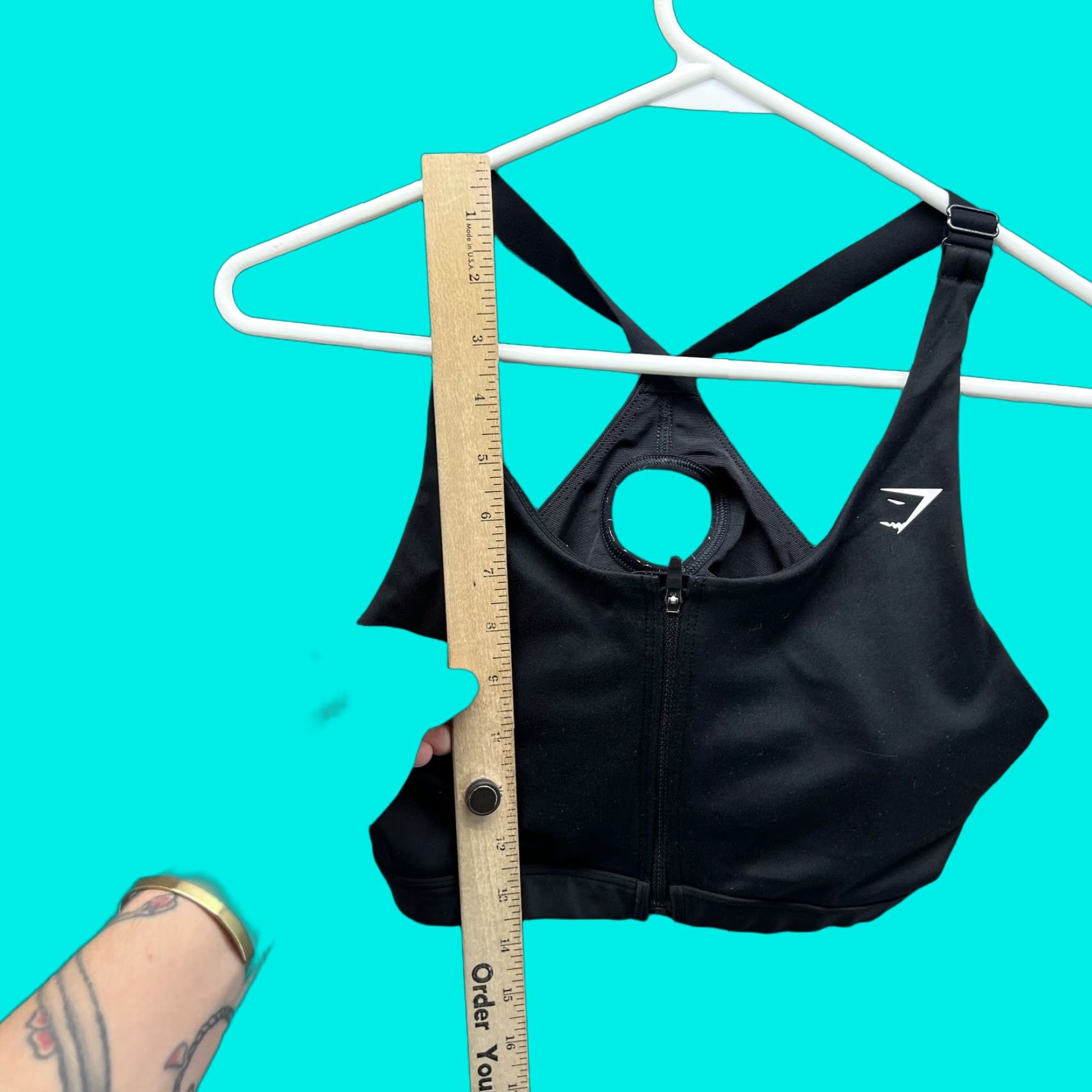 Gymshark Gymshark Sports Bra Womens Medium Black Zip Front Crossback Athletic Gym Yoga Size ONE SIZE - 1 Thumbnail