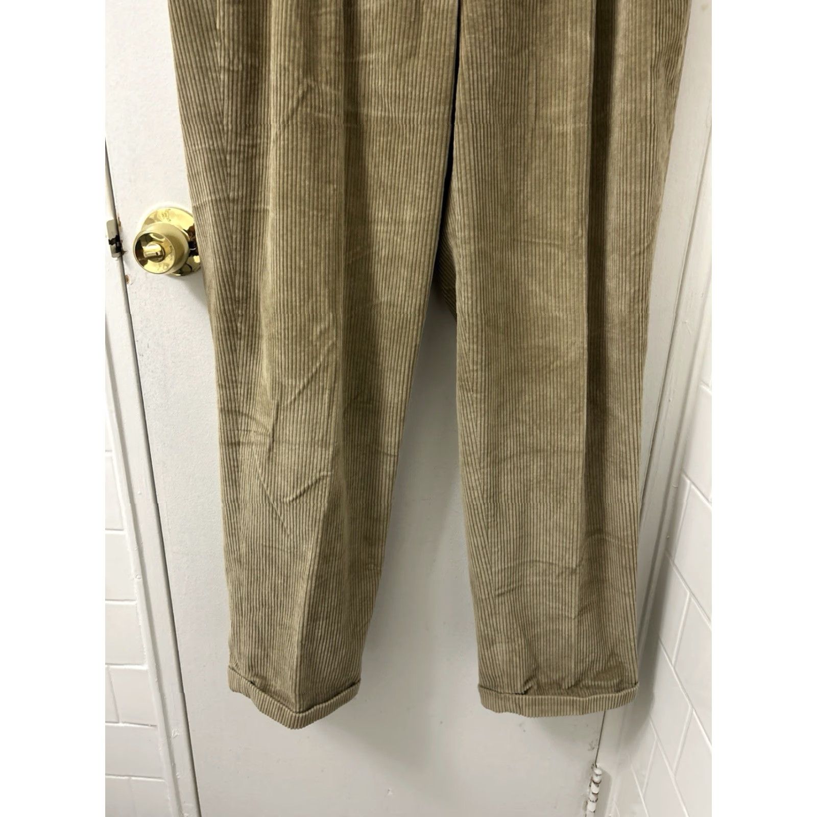 Vintage VINTAGE John Alexander Corduroy Pants Mens 33x30 Brown Pleated Cuffed Trousers Size US 33 - 3 Thumbnail