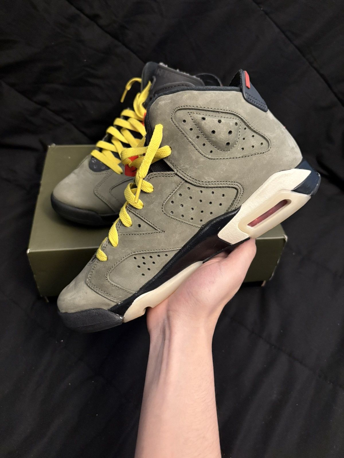 Jordan Brand × Travis Scott Jordan Brand X Travis Scott 6’s Size US 7 / EU 40 - 5 Thumbnail