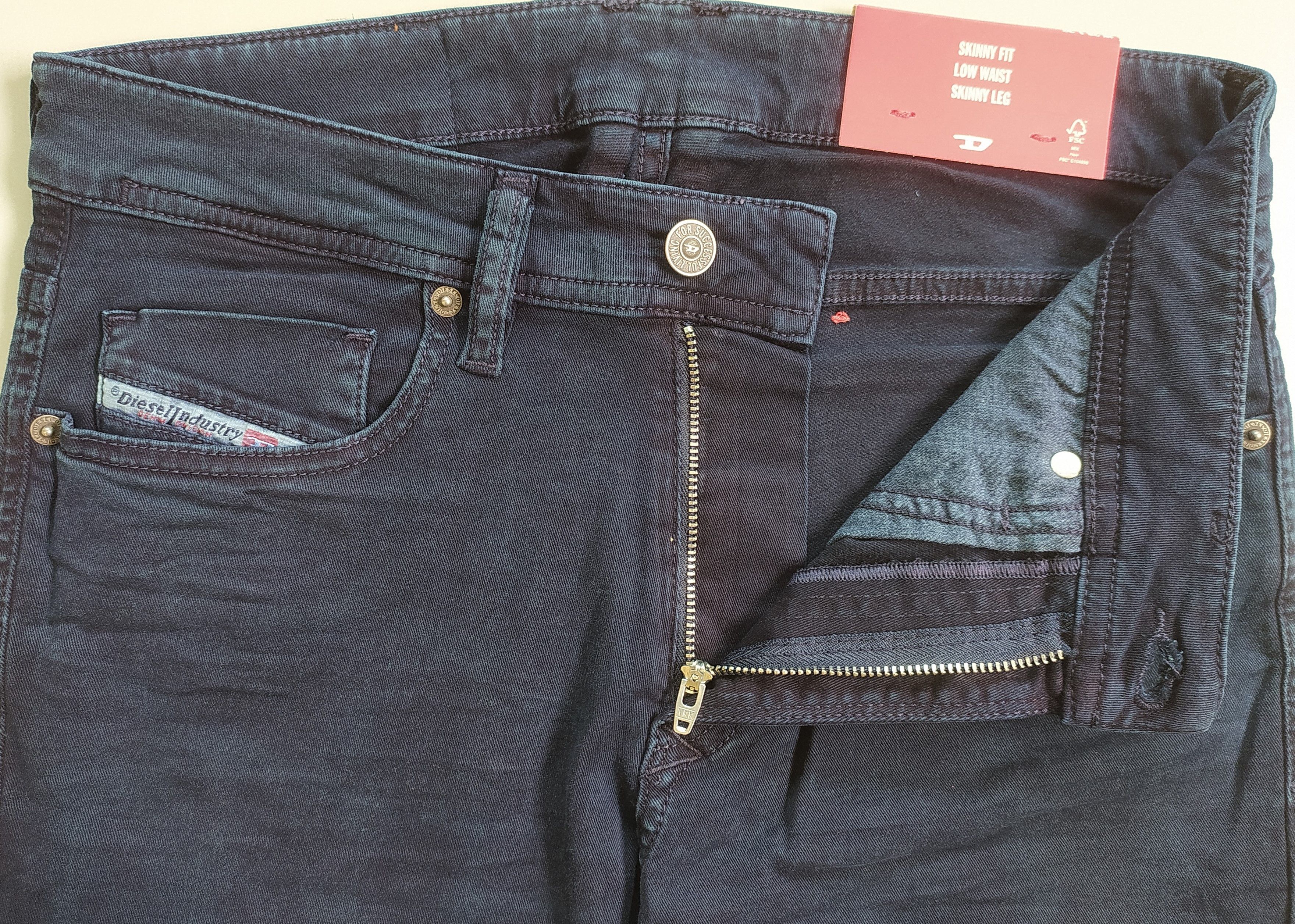 Diesel Diesel 1979 SLEENKER Men's Jeans Free Shipping T/9718 Size US 28 / EU 44 - 8 Thumbnail
