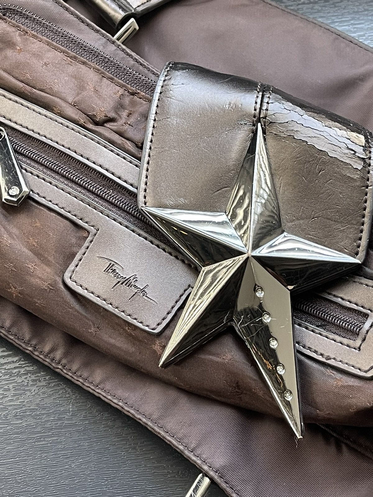 Designer × Thierry Mugler × Vintage Vintage Thierry Mugler brown star nylon bag Size ONE SIZE - 17 Thumbnail