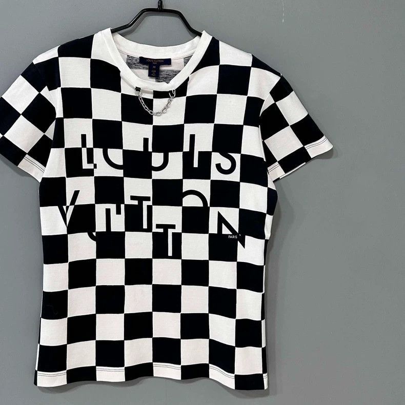 Louis Vuitton Louis Vuitton Checkerboard Short Sleeve T -2505 Size M / US 6-8 / IT 42-44 - 3 Thumbnail