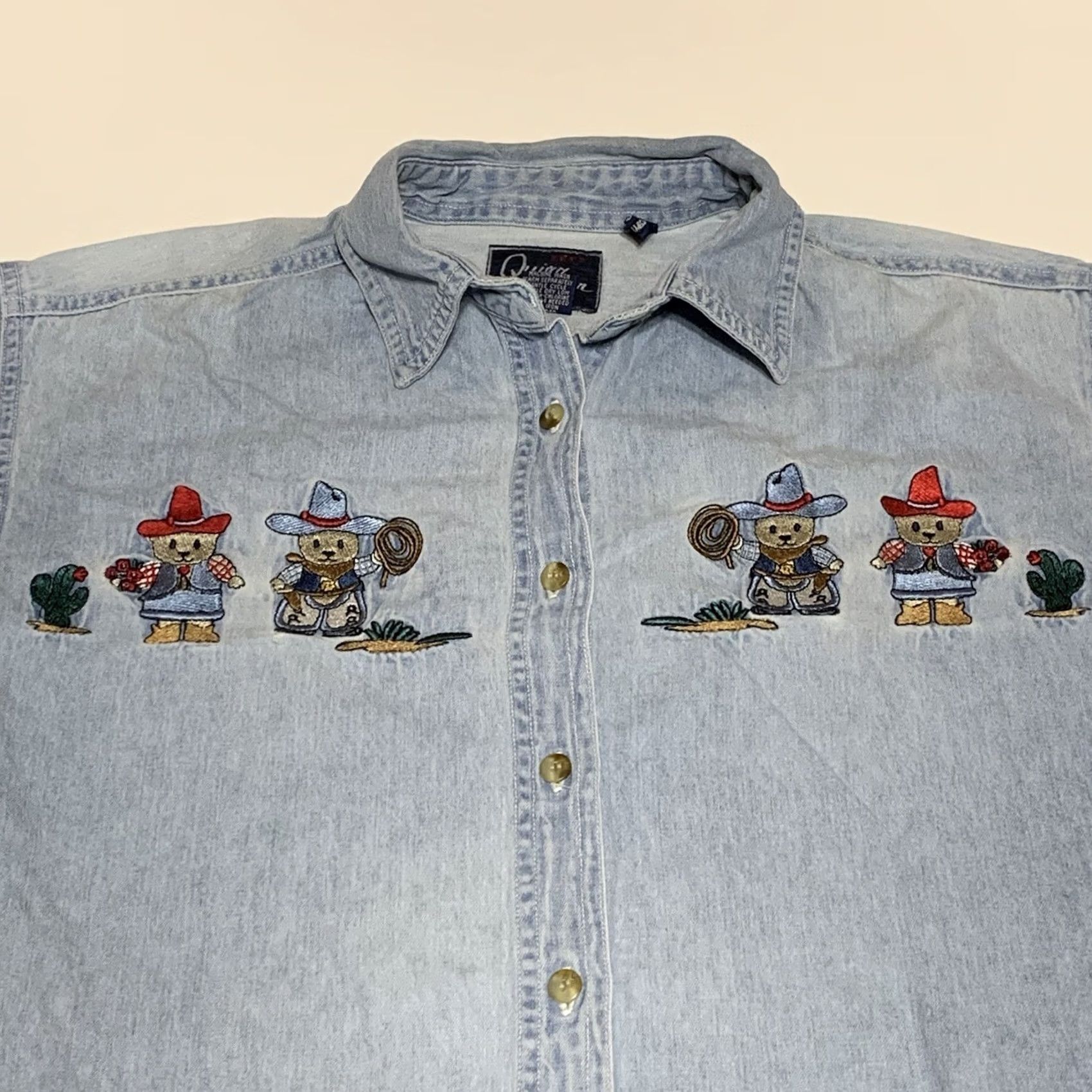 Vintage VINTAGE Lets Quinn Again Women's Shirt Cowboy Bears Blue Short Sleeve Button-Up Top Sz A S Size S / US 4 / IT 40 - 2 Thumbnail
