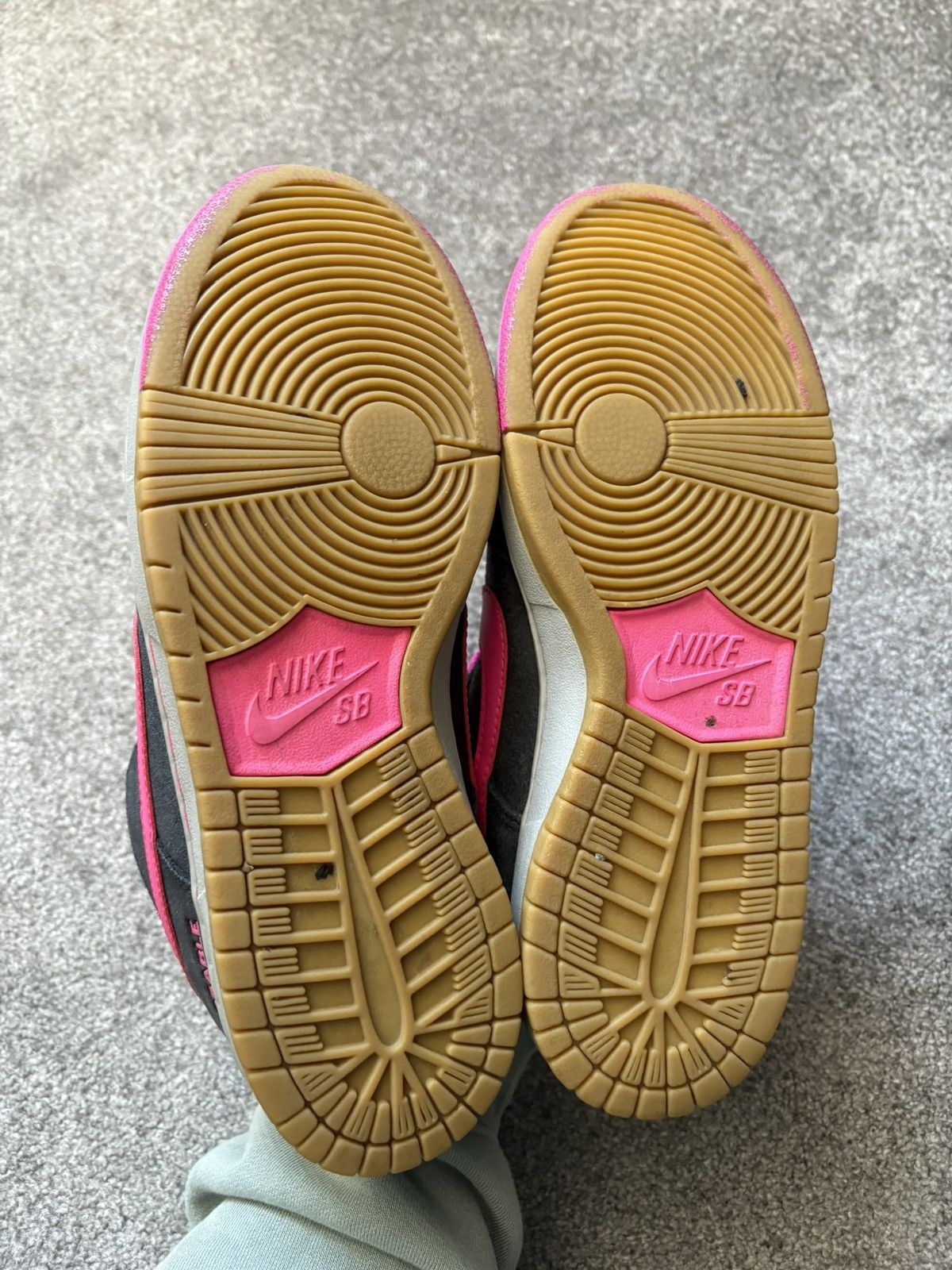 Nike Nike Disposable Dunk Low 2014 Trainers Size US 9 / EU 42 - 9 Thumbnail
