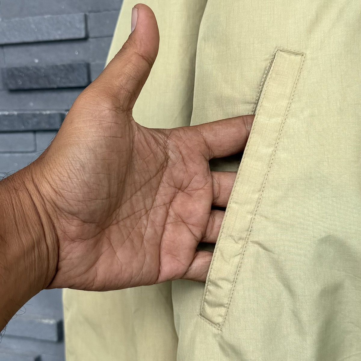 The North Face Vintage The North Face GoreTex Jacket Talon Zip Beige Bomber Size US M / EU 48-50 / 2 - 8 Thumbnail