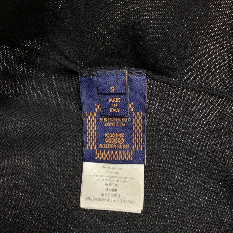 Louis Vuitton Louis Vuitton Black knit short sleeves Size US S / EU 44-46 / 1 - 7 Thumbnail