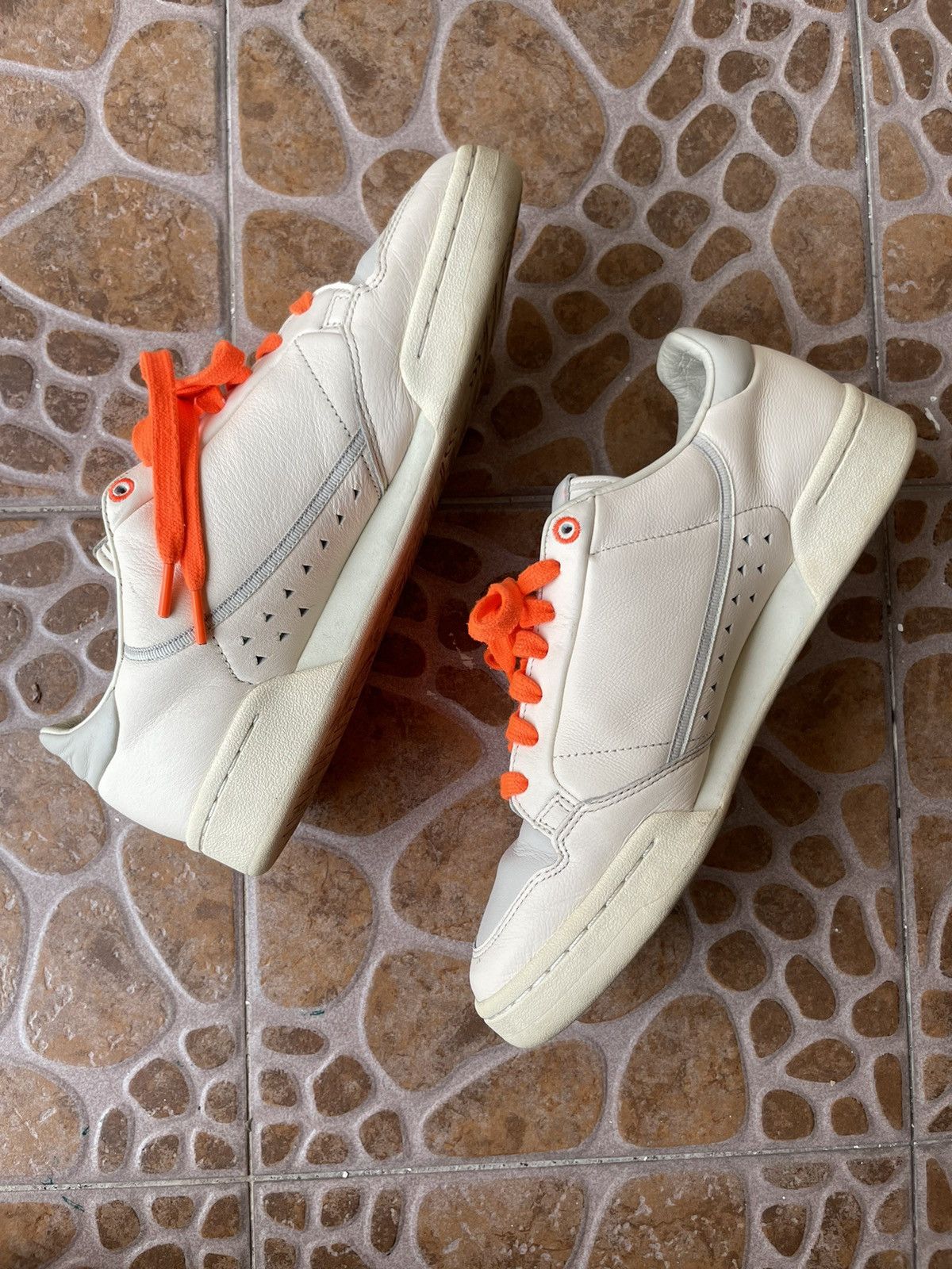Adidas × Pharrell Adidas Continental 80 x Pharrell William Human Race Size US 10 / EU 43 - 2 Thumbnail