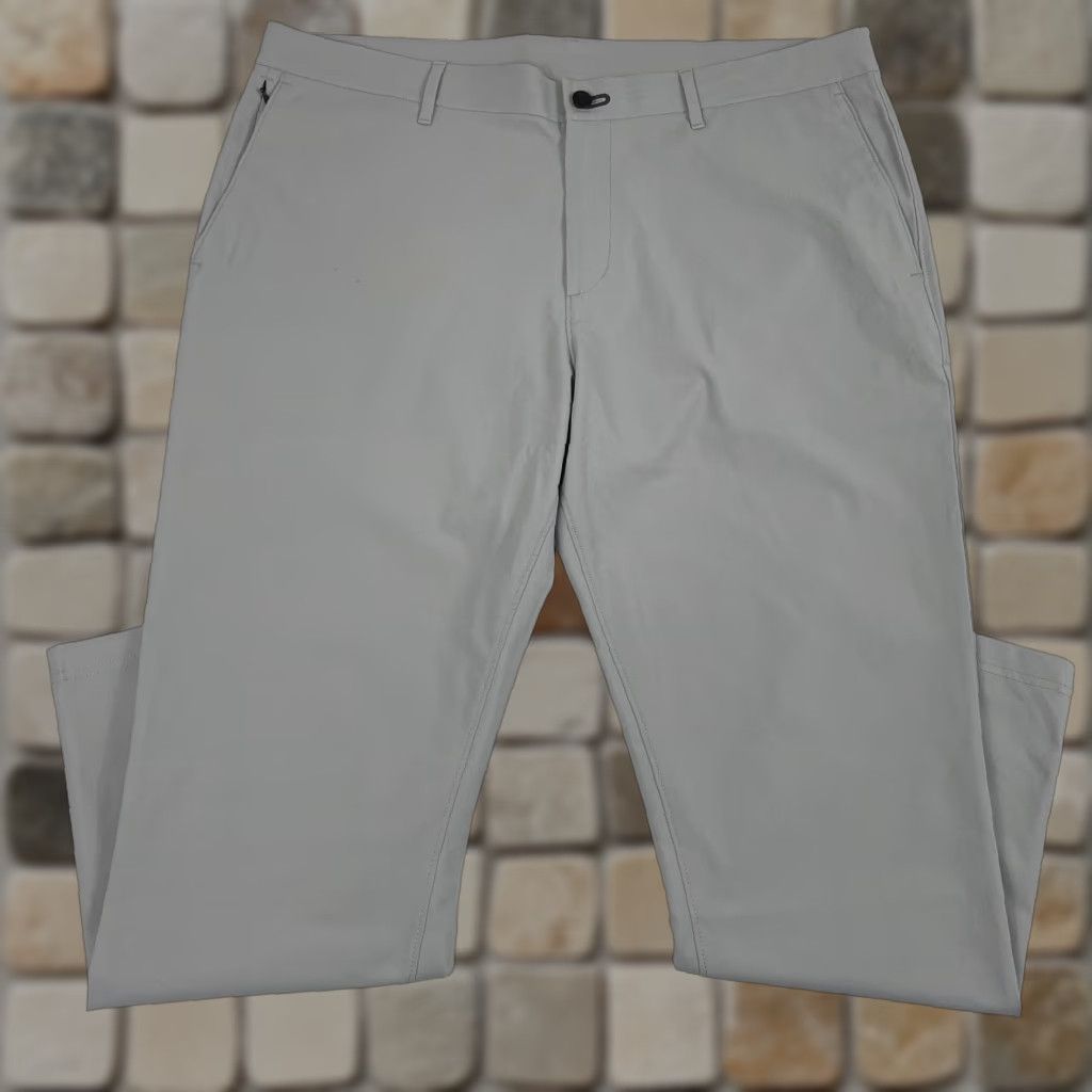 Vintage Public Rec Pants Mens 38 x 30 Gray Gamechanger 5 Pocket Straight Leg Tech Golfer Pants Size US 38 / EU 54 - 1 Thumbnail