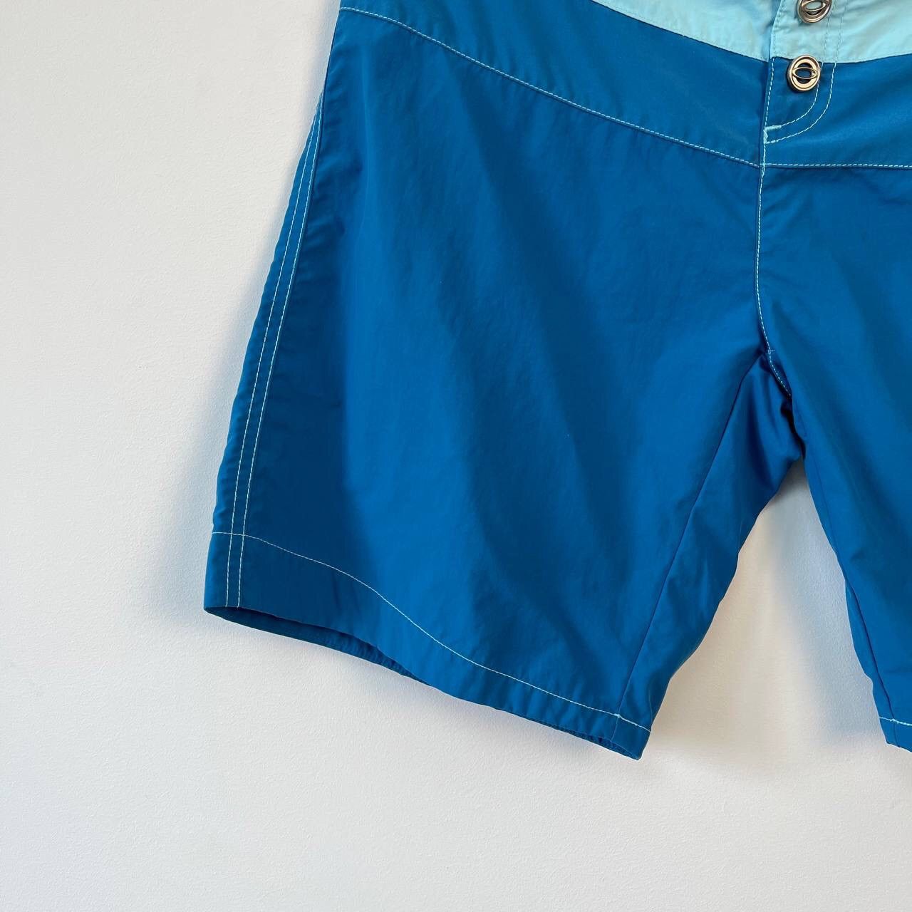 Oakley Vintage Blue Oakley Shorts Big Logo Swimwear Surfing Style Size US 33 - 3 Thumbnail