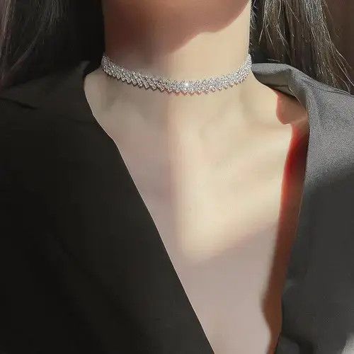 Designer × Jewelry × Vintage Fashion Simple Full Rhinestones Choker Necklace for Women Size ONE SIZE - 1 Thumbnail