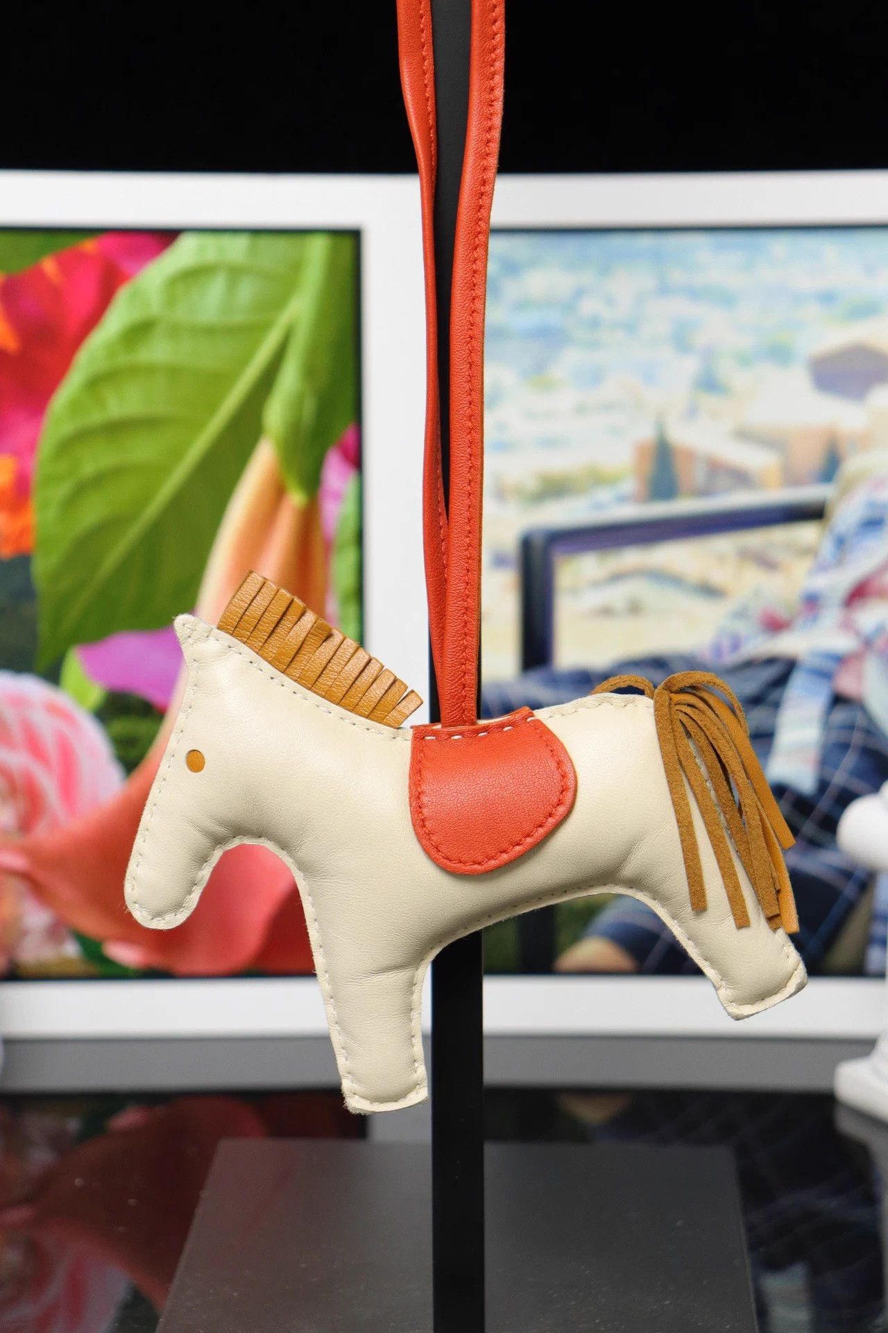 Hermes Hermès Pony Charm 11.5x6.5 D Stamp No Accessories Size ONE SIZE - 1 Thumbnail