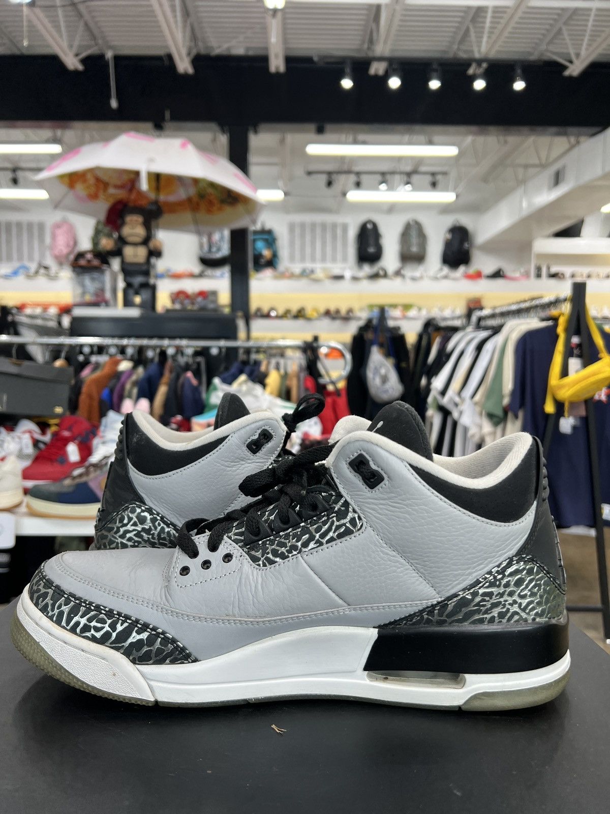Jordan Brand Air Jordan 3 Wolf Grey Sz. 12 (2014) Size US 12 / EU 45 - 3 Thumbnail