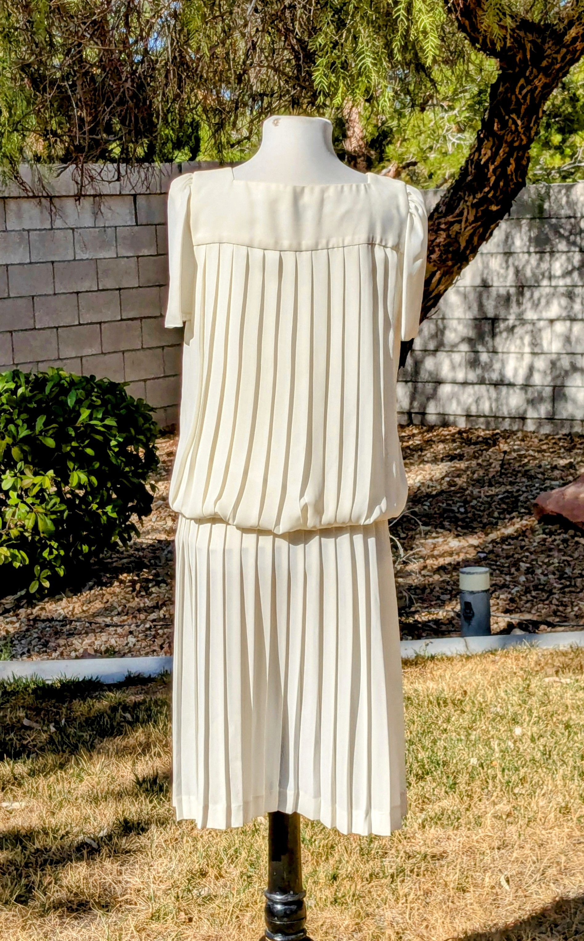 Vintage Pearl Vintage Liz Roberts Incorporated Pleats Shirt Dress Size M / US 6-8 / IT 42-44 - 4 Thumbnail